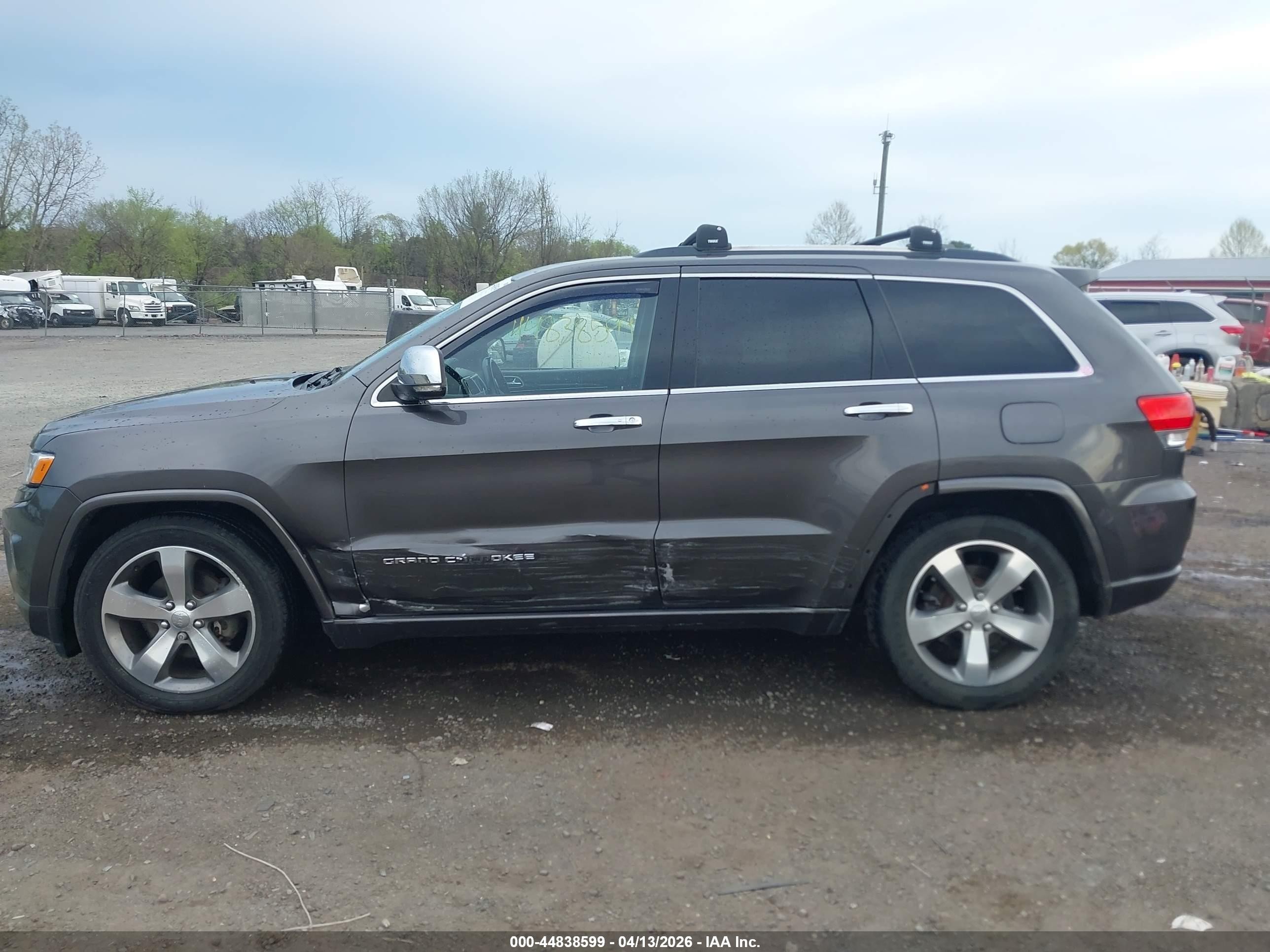 2015 Jeep Grand Cherokee Overland Gray vin: 1C4RJFCG6FC925910