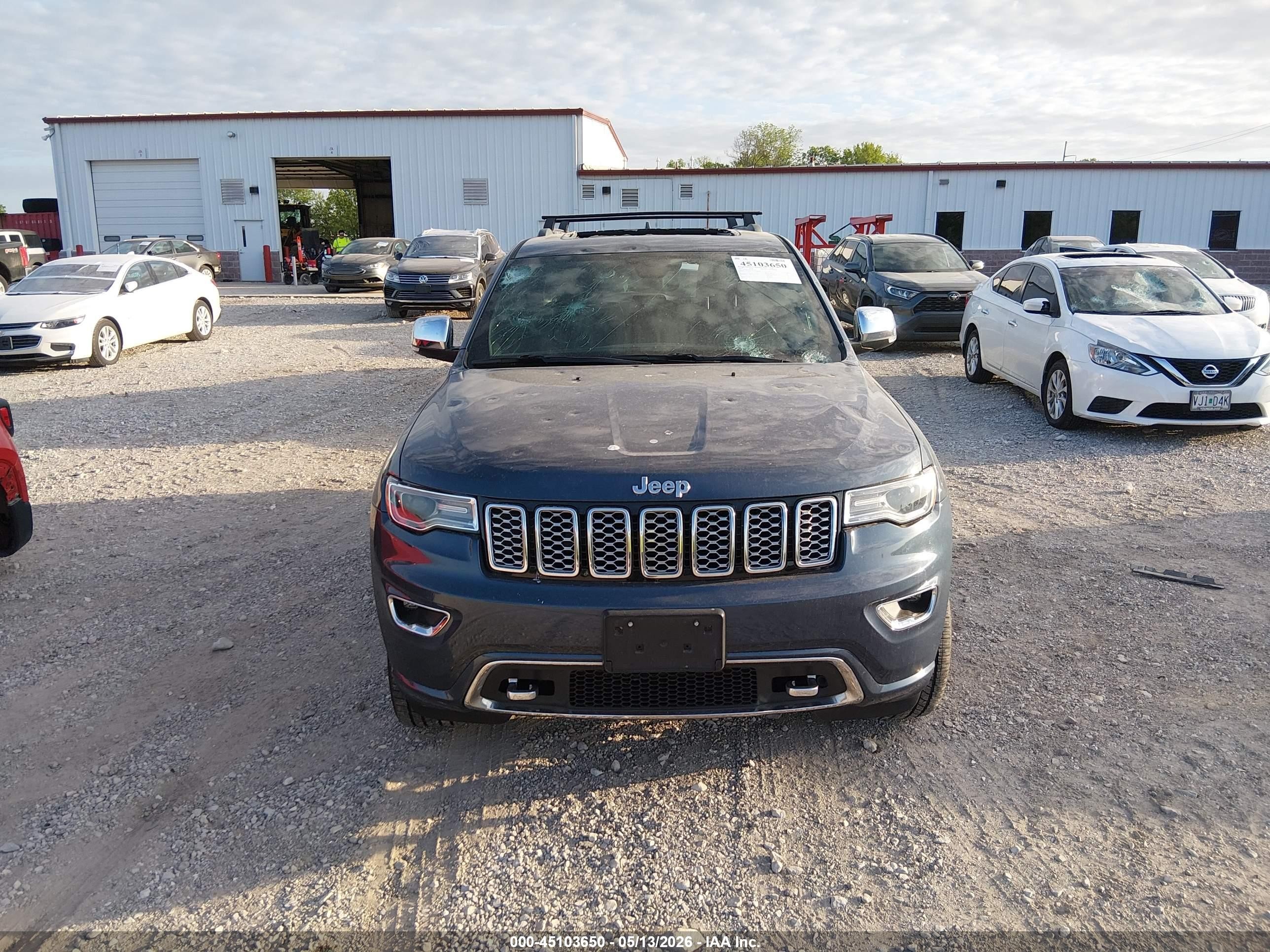 2019 Jeep Grand Cherokee Overland Gray vin: 1C4RJFCG6KC805194