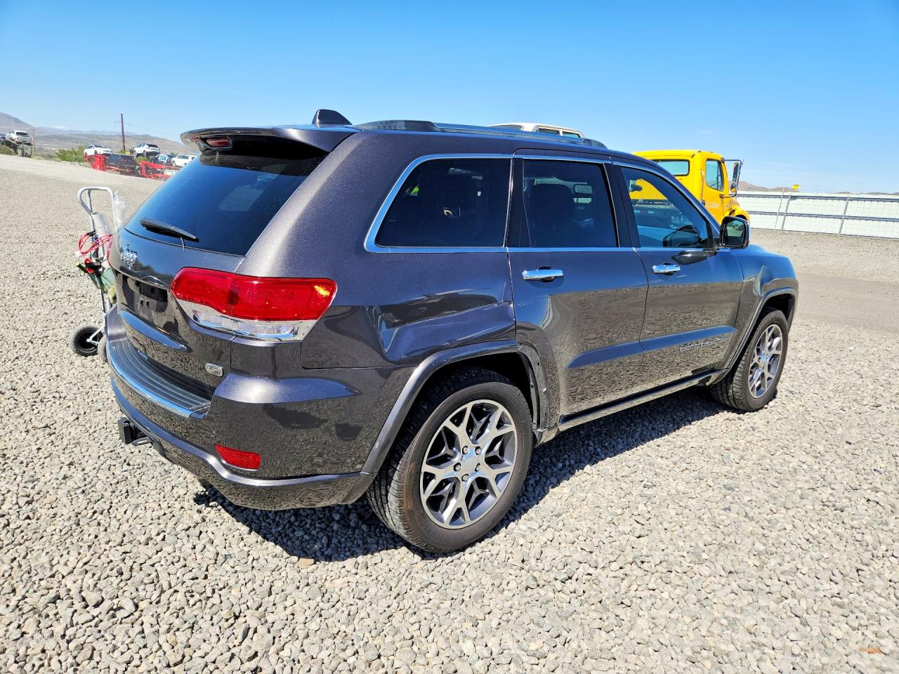 2020 Jeep Grand Cherokee Overland Gray vin: 1C4RJFCG6LC331135