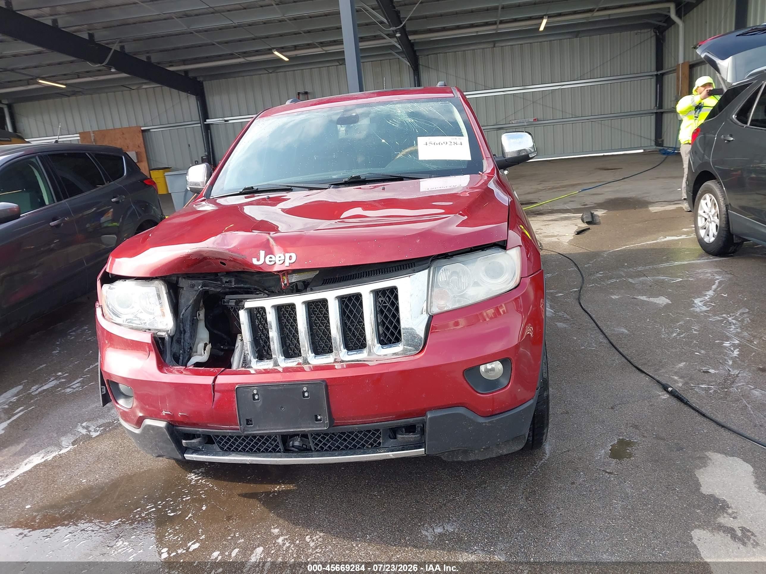 2013 Jeep Grand Cherokee Overland Красный vin: 1C4RJFCG7DC627525