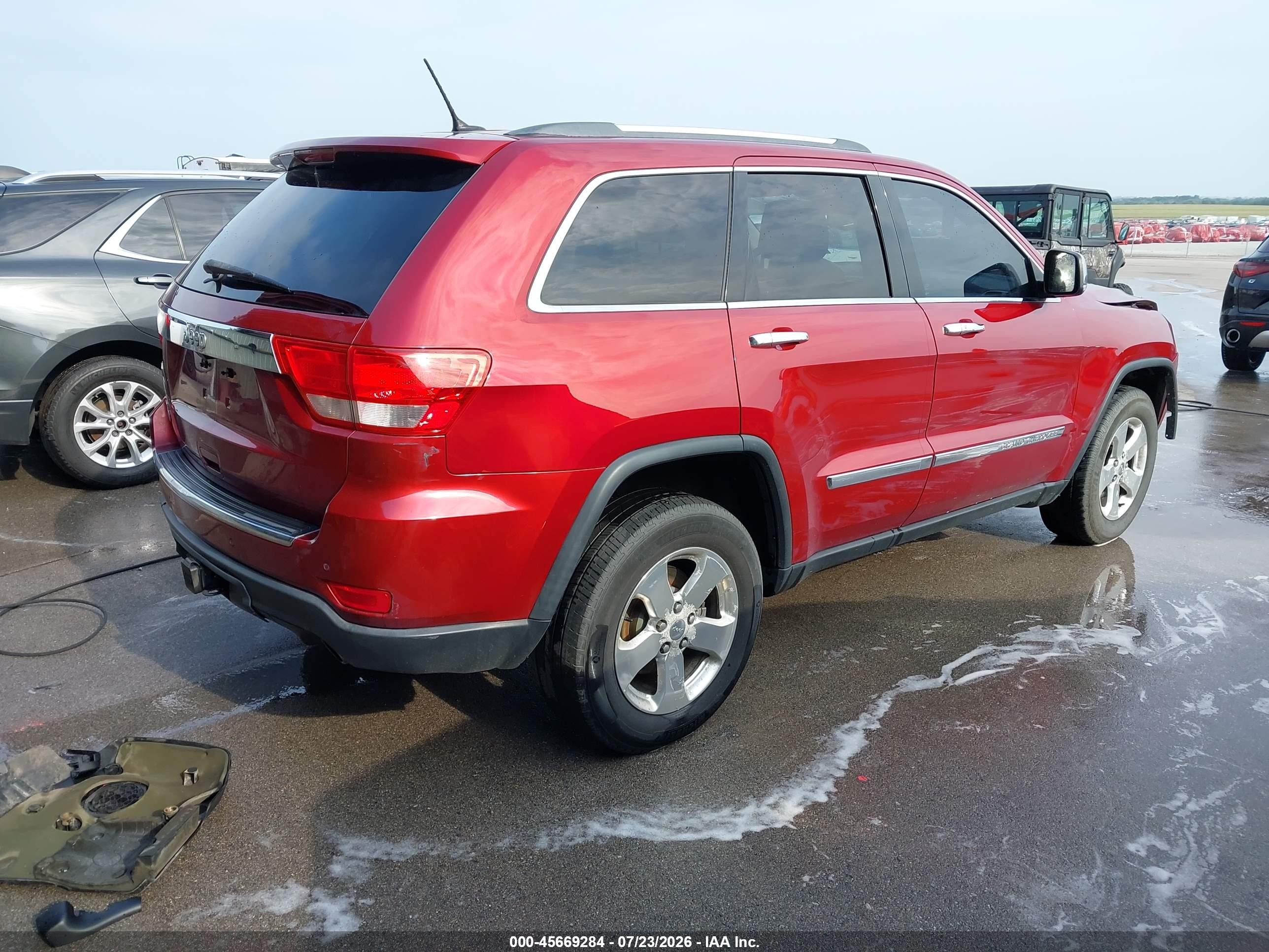 2013 Jeep Grand Cherokee Overland Красный vin: 1C4RJFCG7DC627525