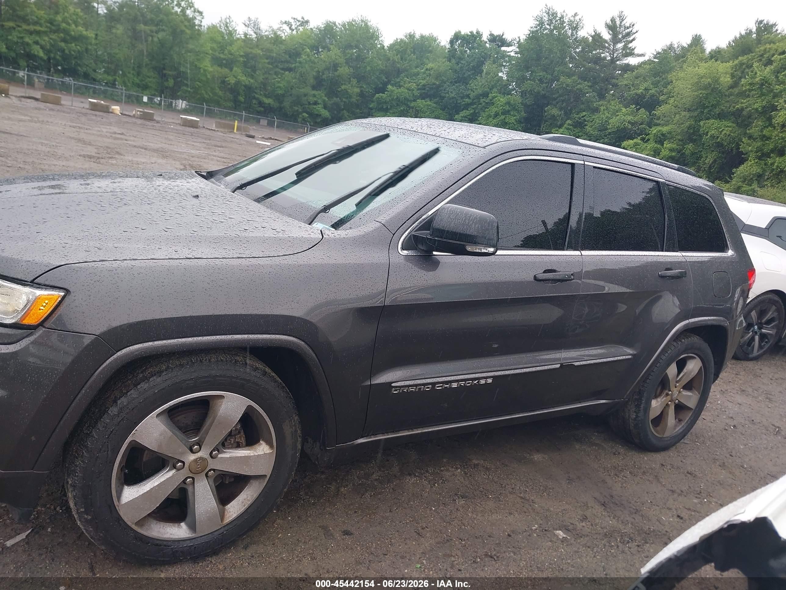 2014 Jeep Grand Cherokee Overland Gray vin: 1C4RJFCG7EC356158