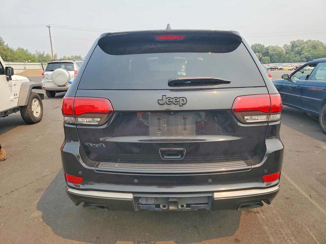 2015 Jeep Grand Cherokee Overland Black vin: 1C4RJFCG7FC111006
