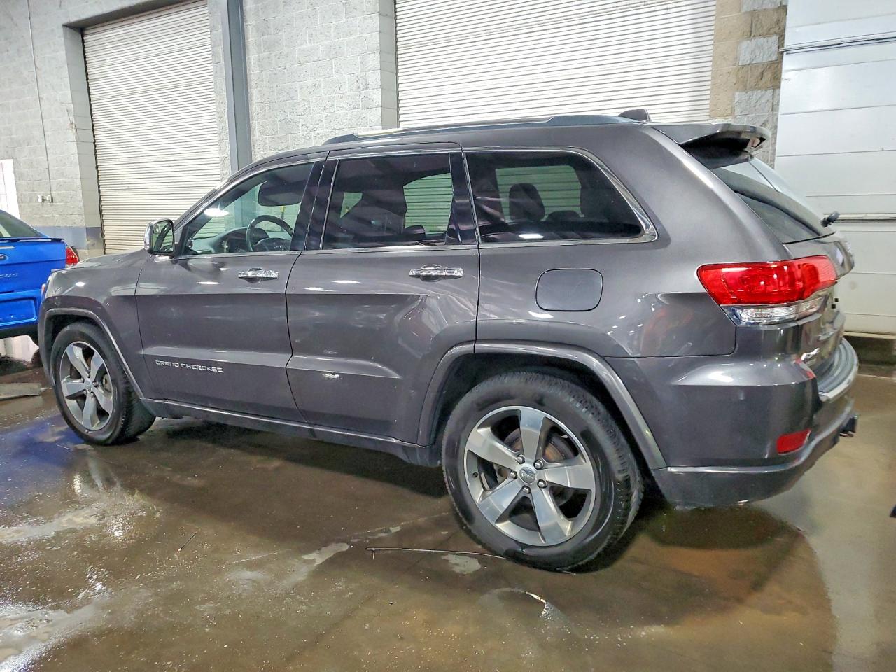 2015 Jeep Grand Cherokee Overland Gray vin: 1C4RJFCG7FC609223