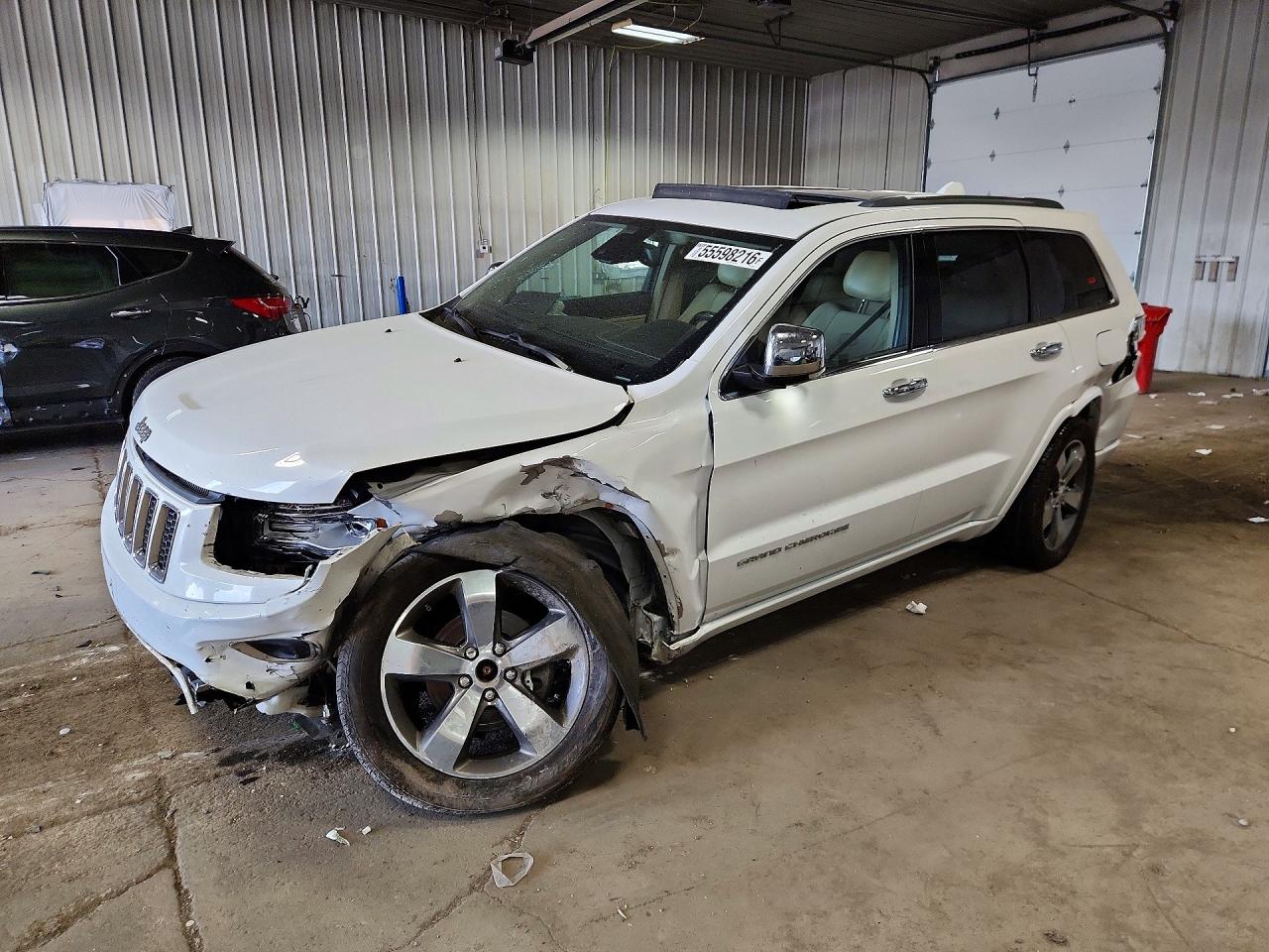 2015 Jeep Grand Cherokee Overland White vin: 1C4RJFCG7FC684424