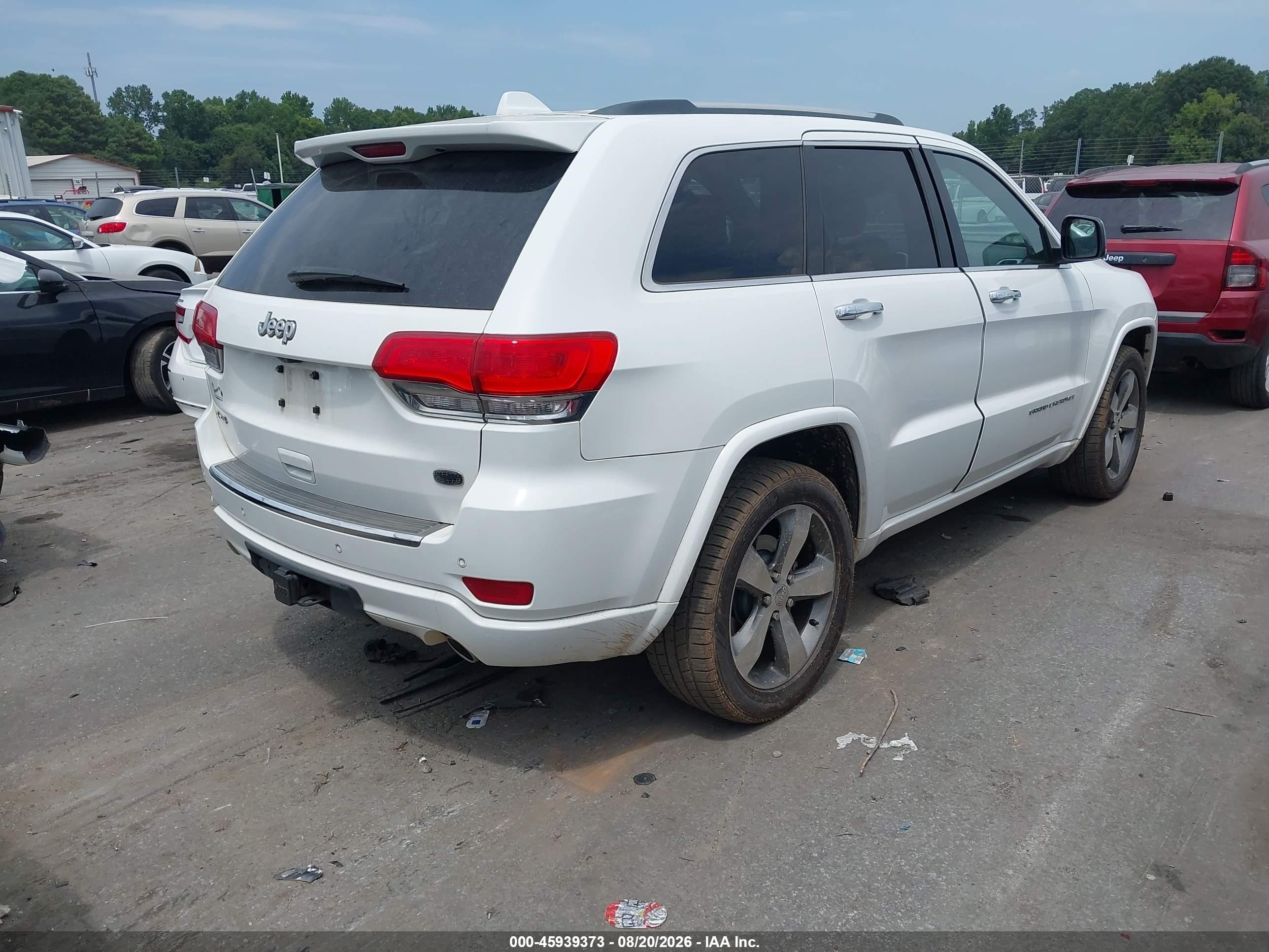 2015 Jeep Grand Cherokee Overland White vin: 1C4RJFCG7FC733119
