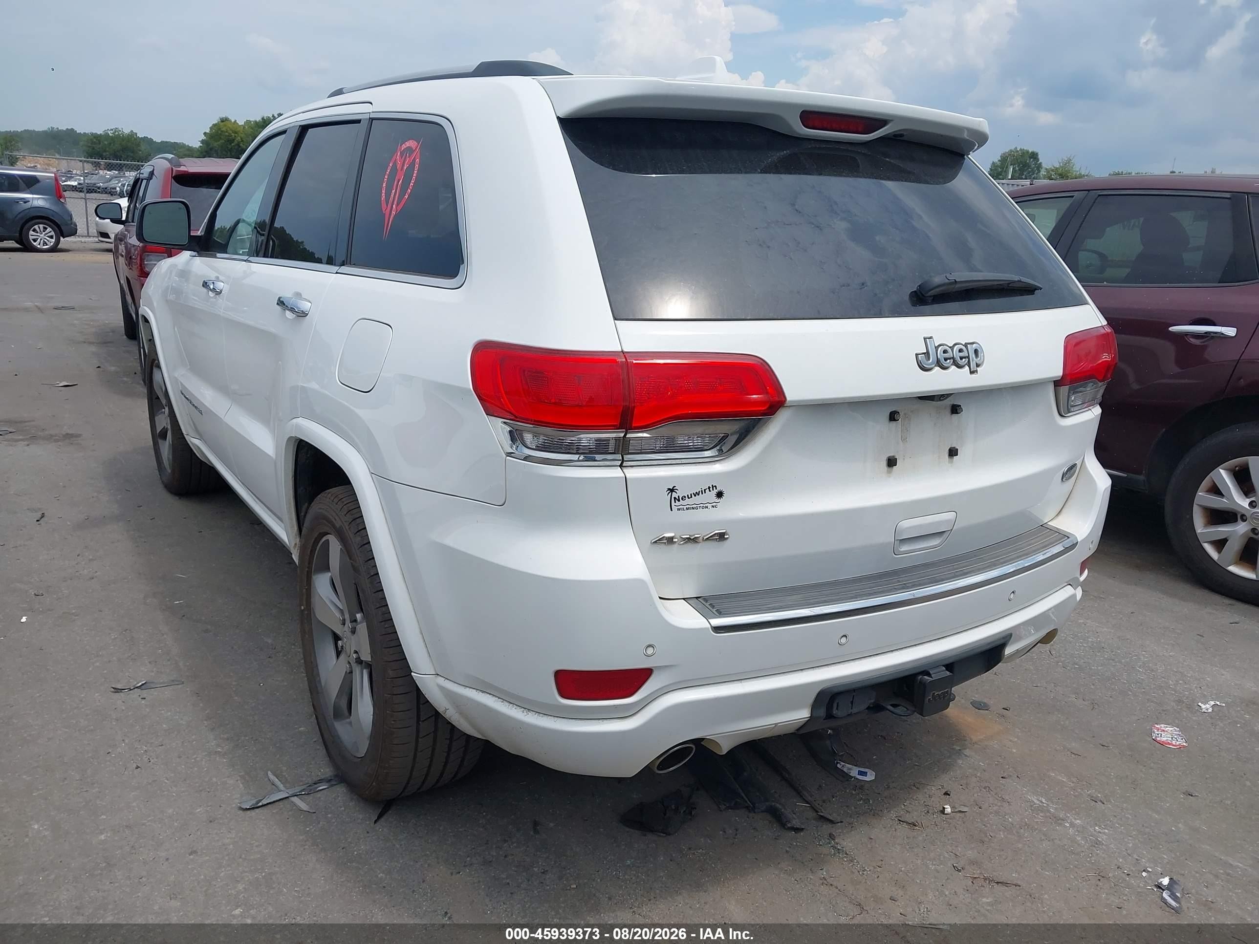 2015 Jeep Grand Cherokee Overland White vin: 1C4RJFCG7FC733119