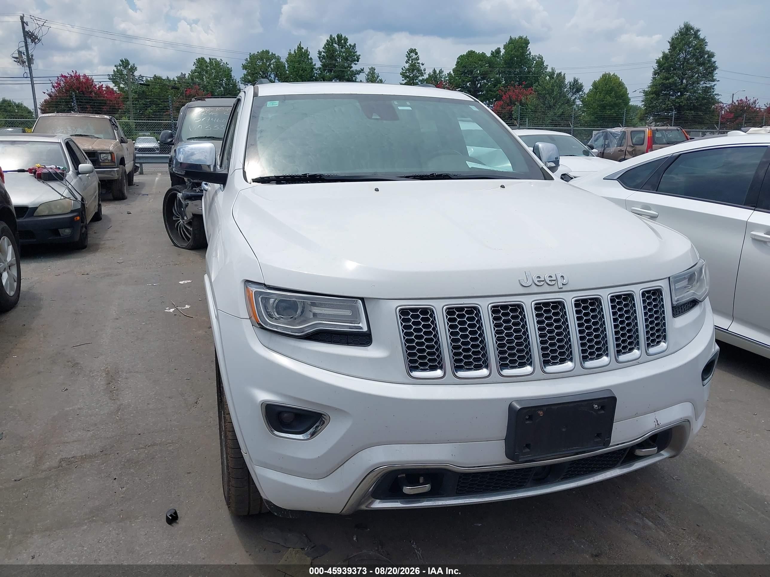 2015 Jeep Grand Cherokee Overland White vin: 1C4RJFCG7FC733119