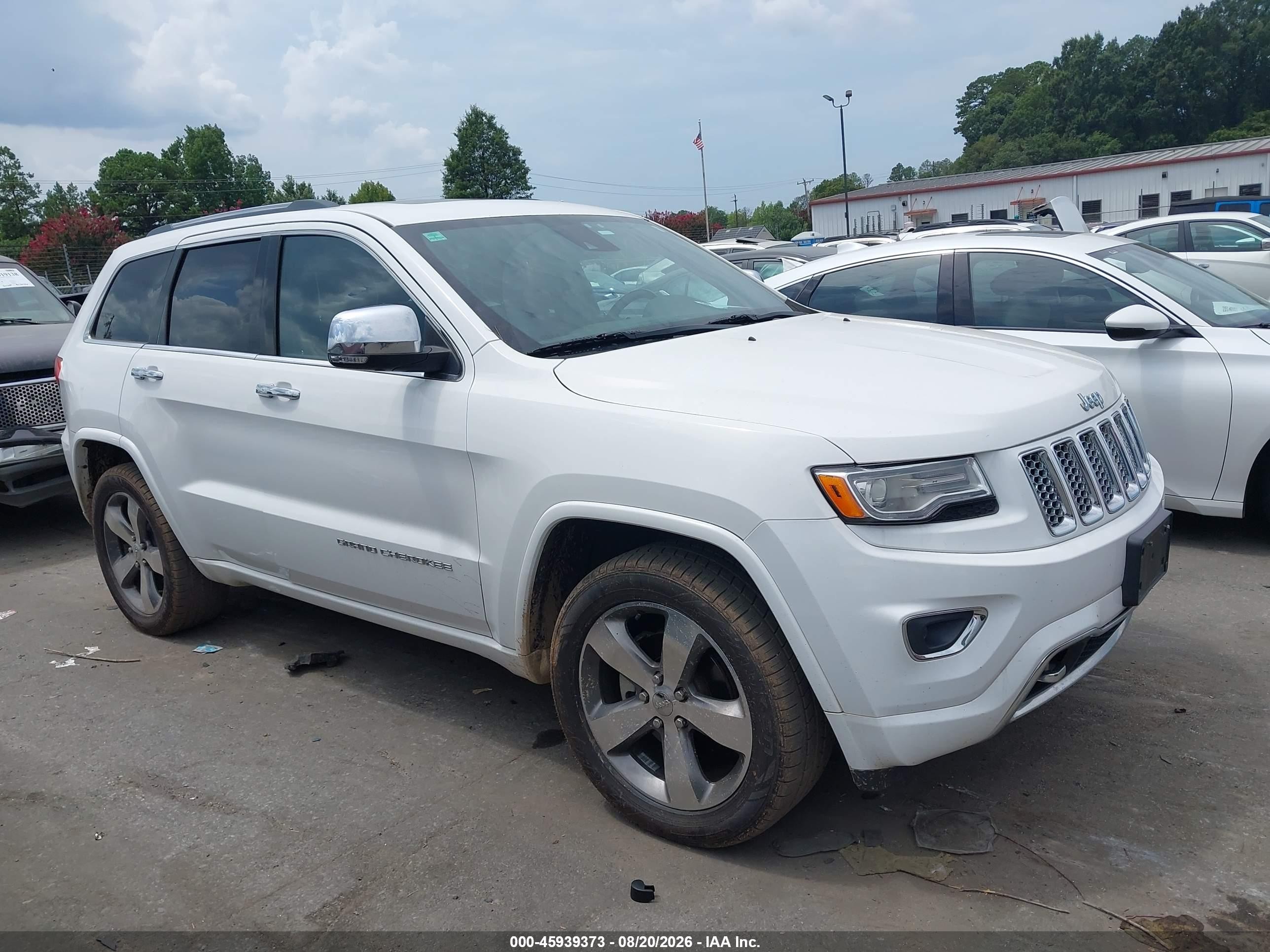 2015 Jeep Grand Cherokee Overland White vin: 1C4RJFCG7FC733119