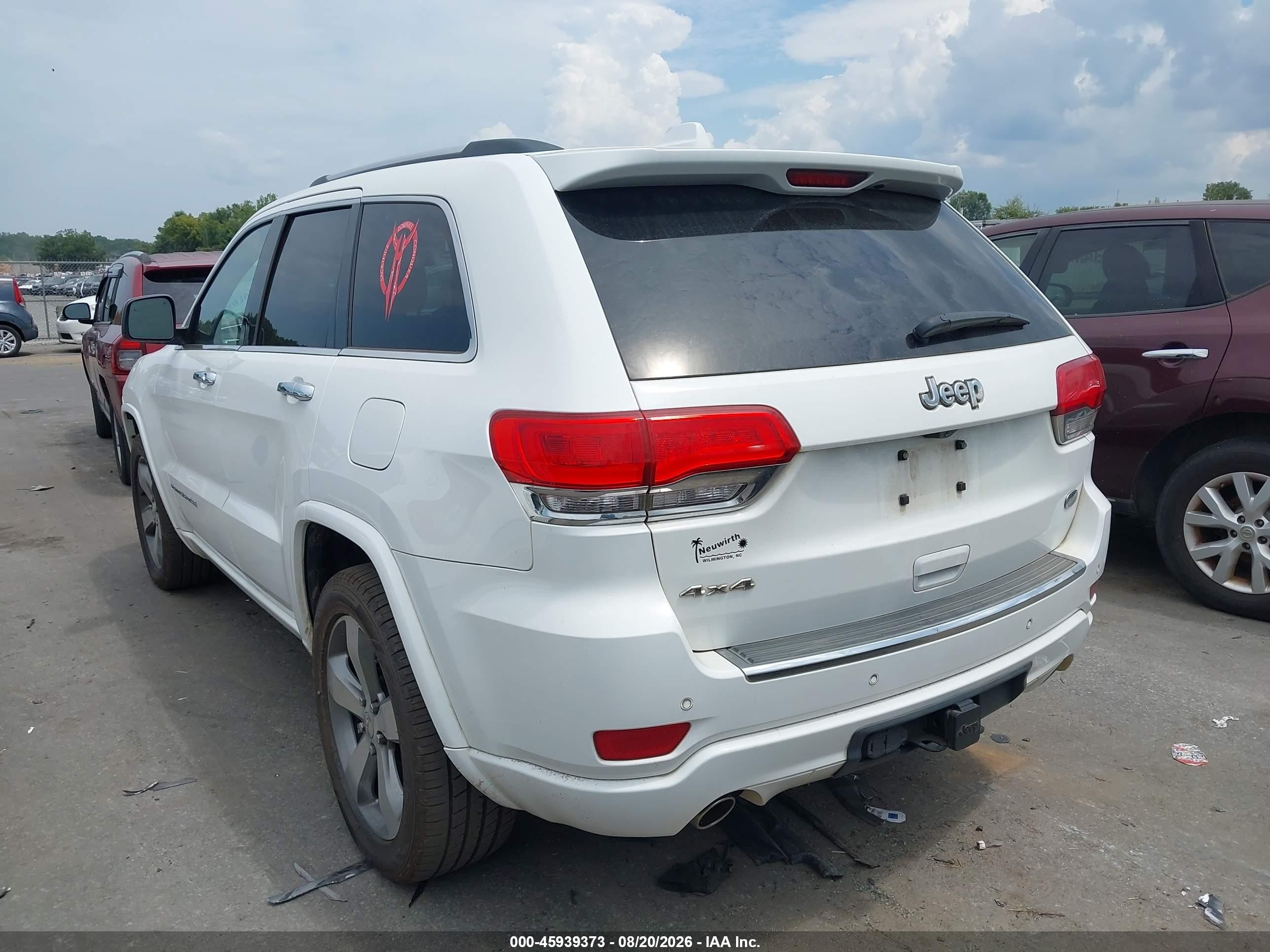 2015 Jeep Grand Cherokee Overland White vin: 1C4RJFCG7FC733119