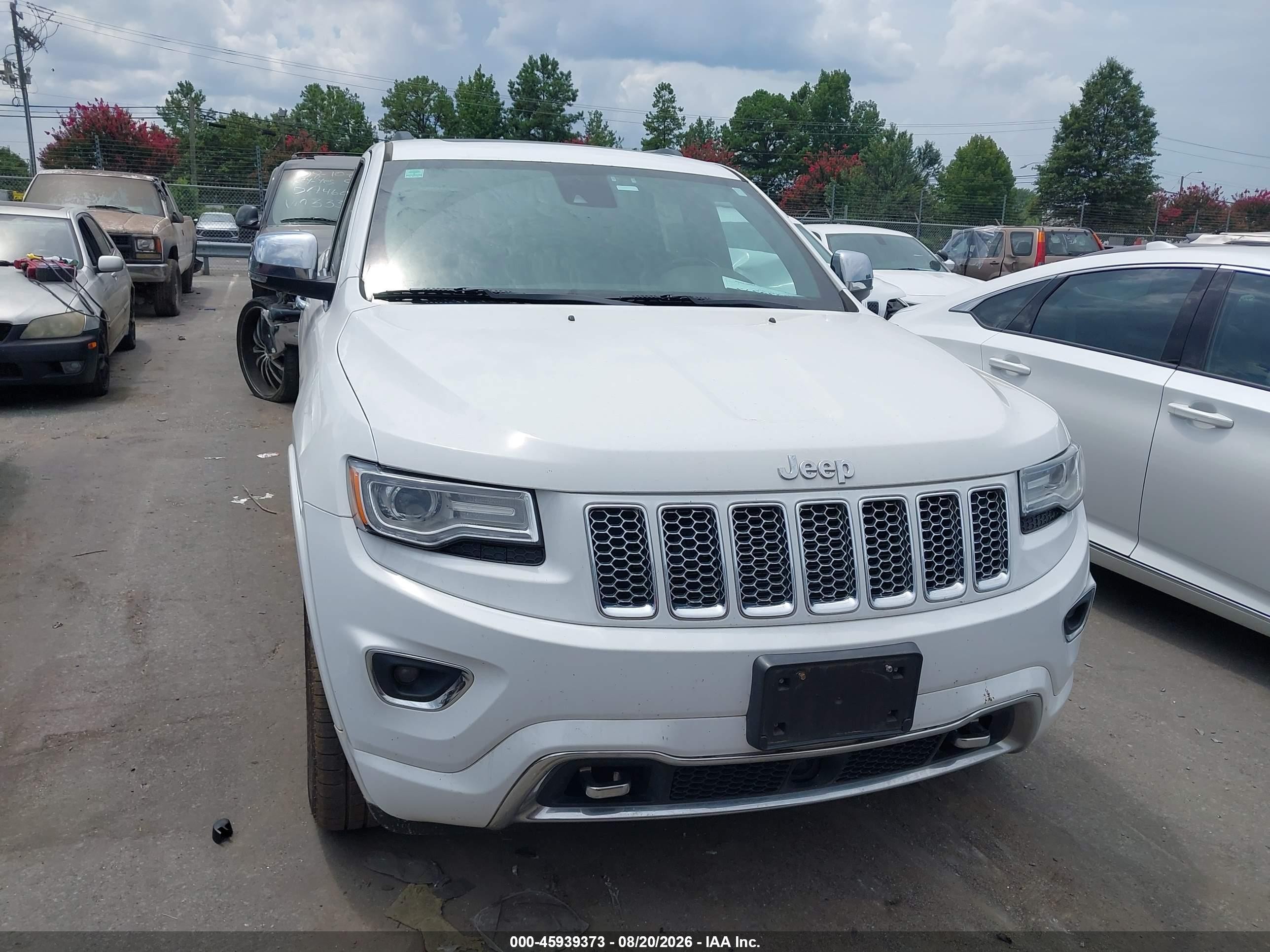 2015 Jeep Grand Cherokee Overland White vin: 1C4RJFCG7FC733119