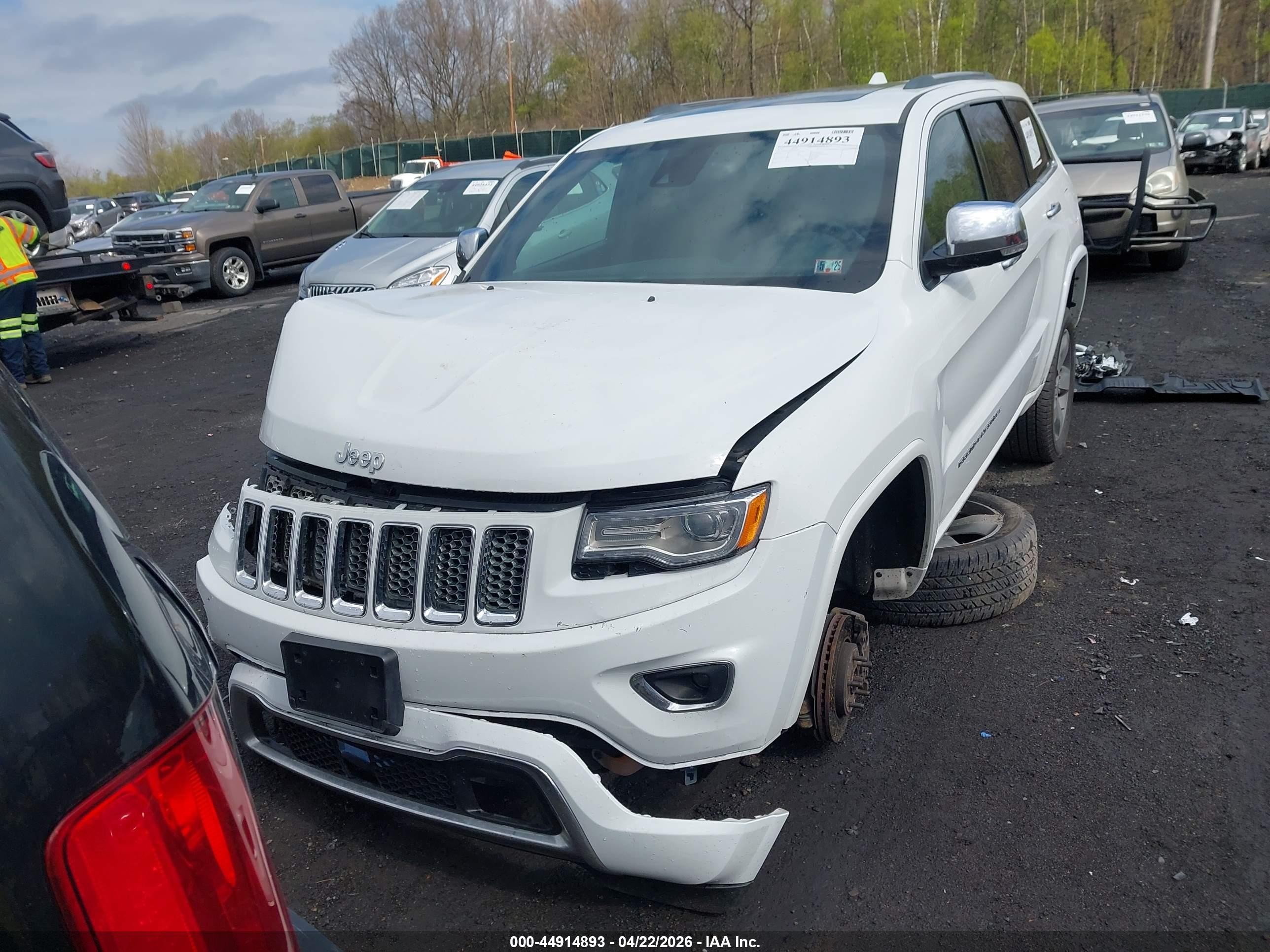 2015 Jeep Grand Cherokee Overland White vin: 1C4RJFCG7FC846861