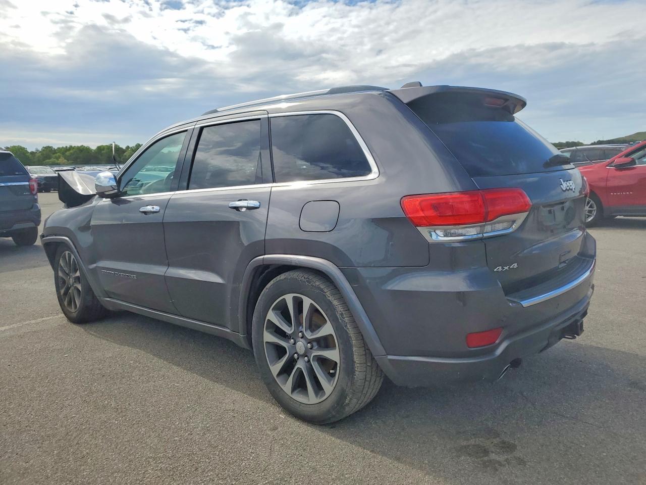 2017 Jeep Grand Cherokee Overland Gray vin: 1C4RJFCG7HC827701
