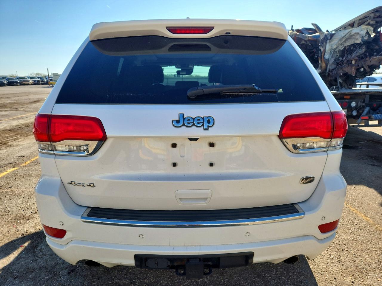 2018 Jeep Grand Cherokee Overland White vin: 1C4RJFCG7JC190234