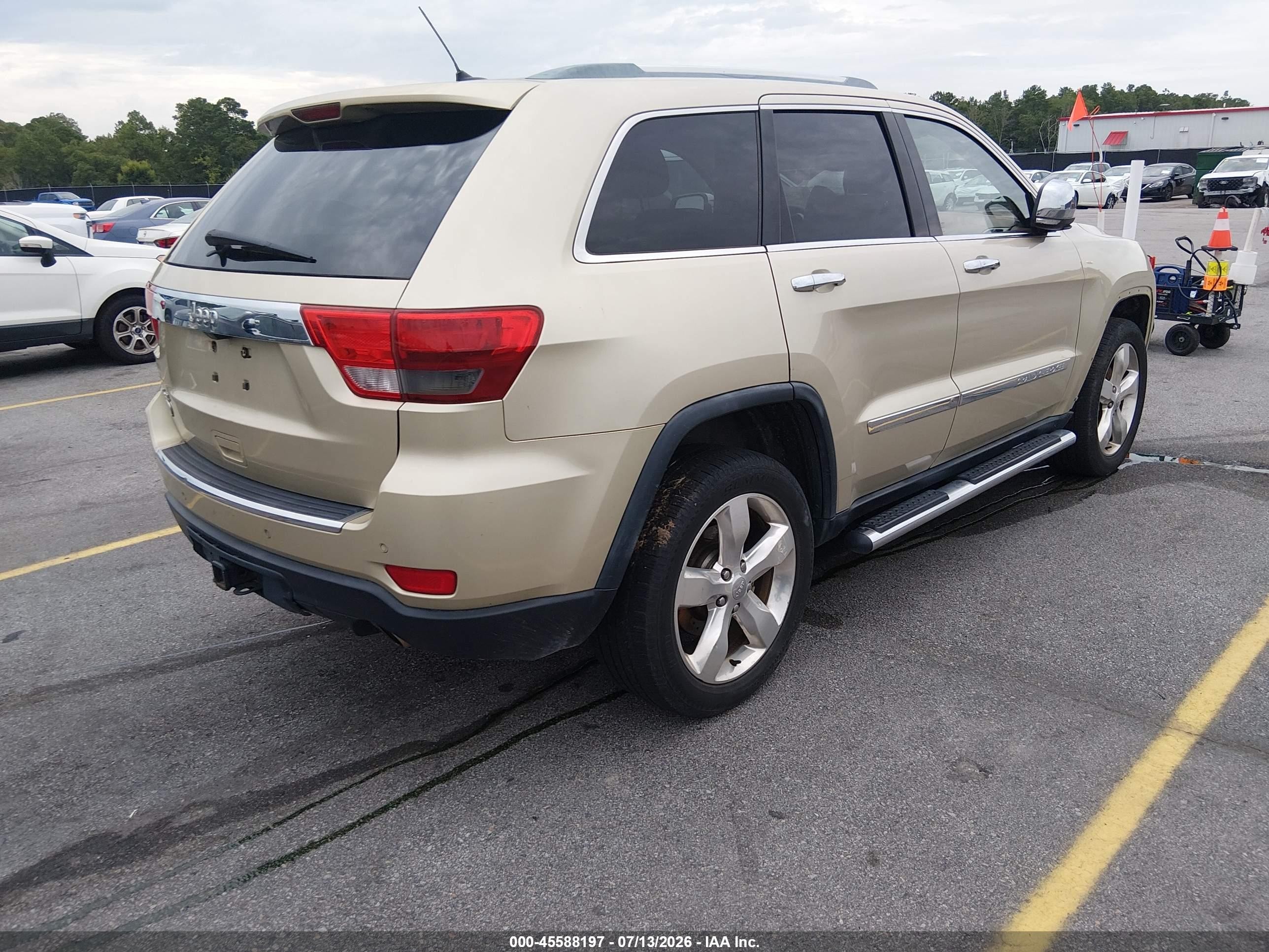 2012 Jeep Grand Cherokee Overland Champagne vin: 1C4RJFCG8CC132328