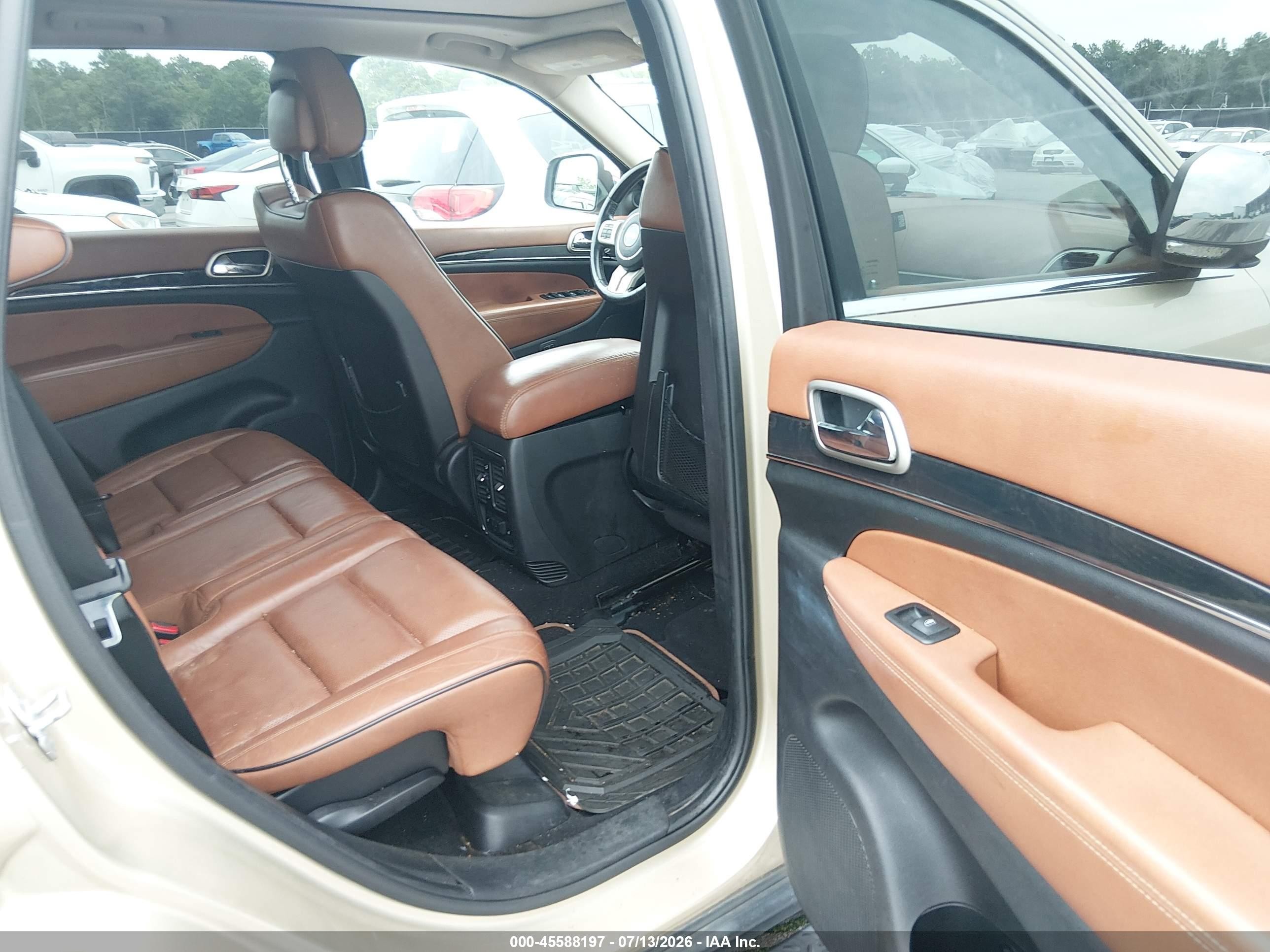 2012 Jeep Grand Cherokee Overland Champagne vin: 1C4RJFCG8CC132328