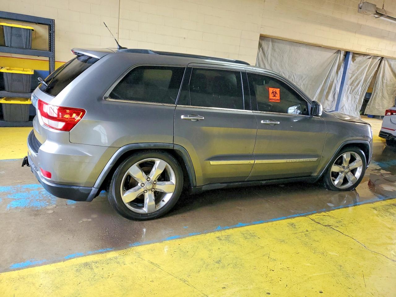 2012 Jeep Grand Cherokee Overland Gray vin: 1C4RJFCG8CC169329