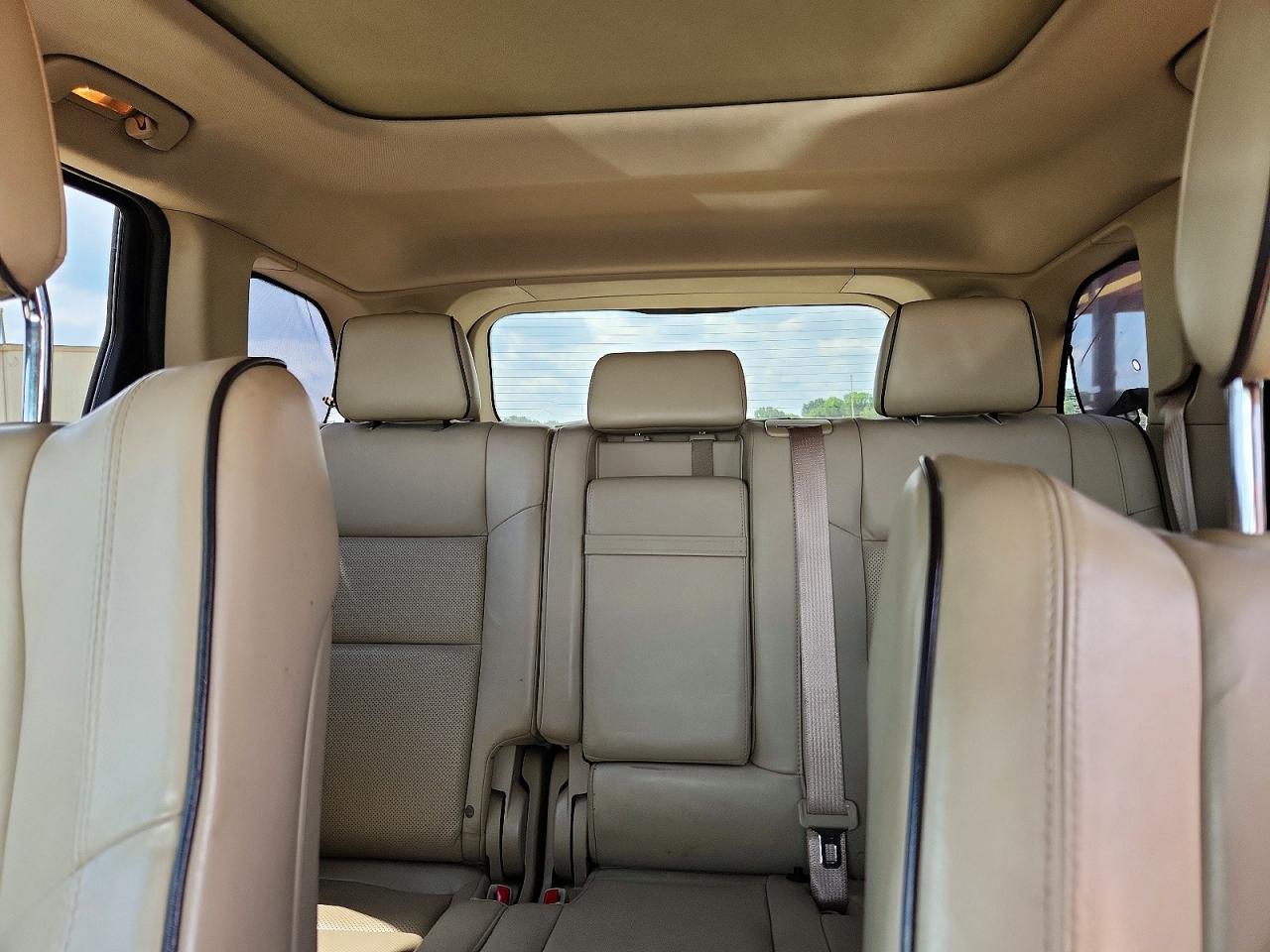 2015 Jeep Cher 4d Ltd White vin: 1C4RJFCG8FC606301