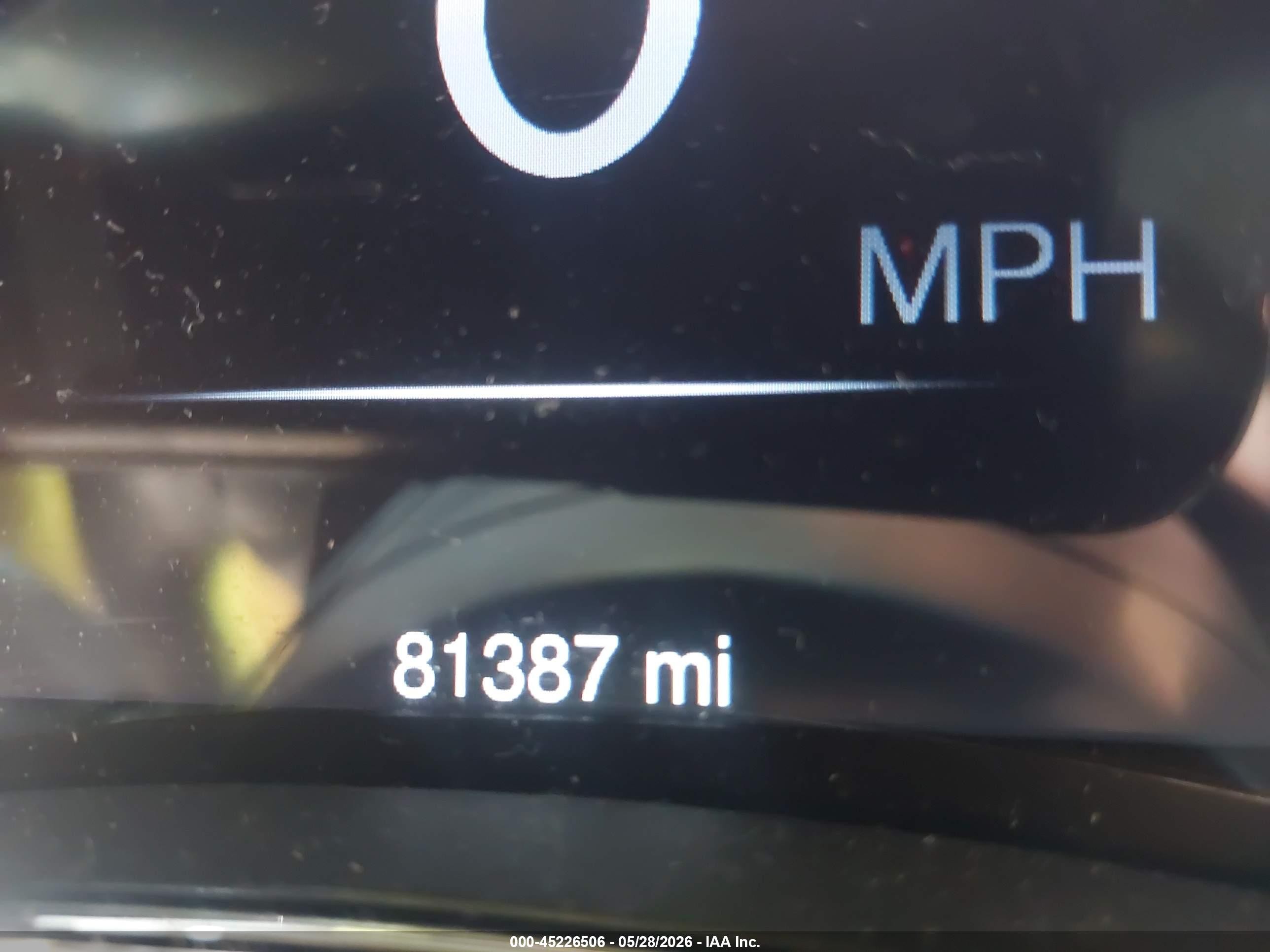 2015 Jeep Grand Cherokee Overland White vin: 1C4RJFCG8FC611529