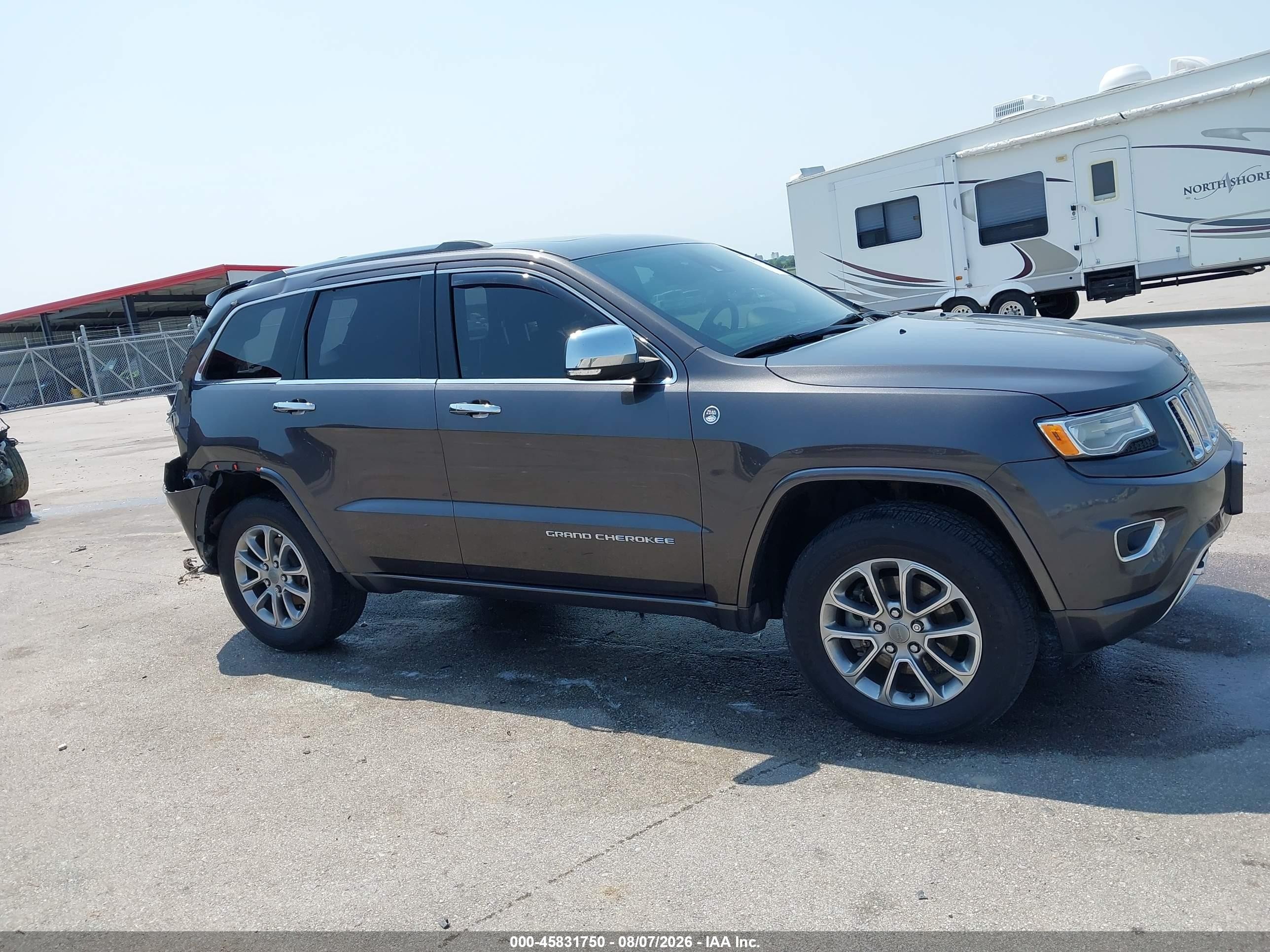 2015 Jeep Grand Cherokee Overland Gray vin: 1C4RJFCG8FC748941