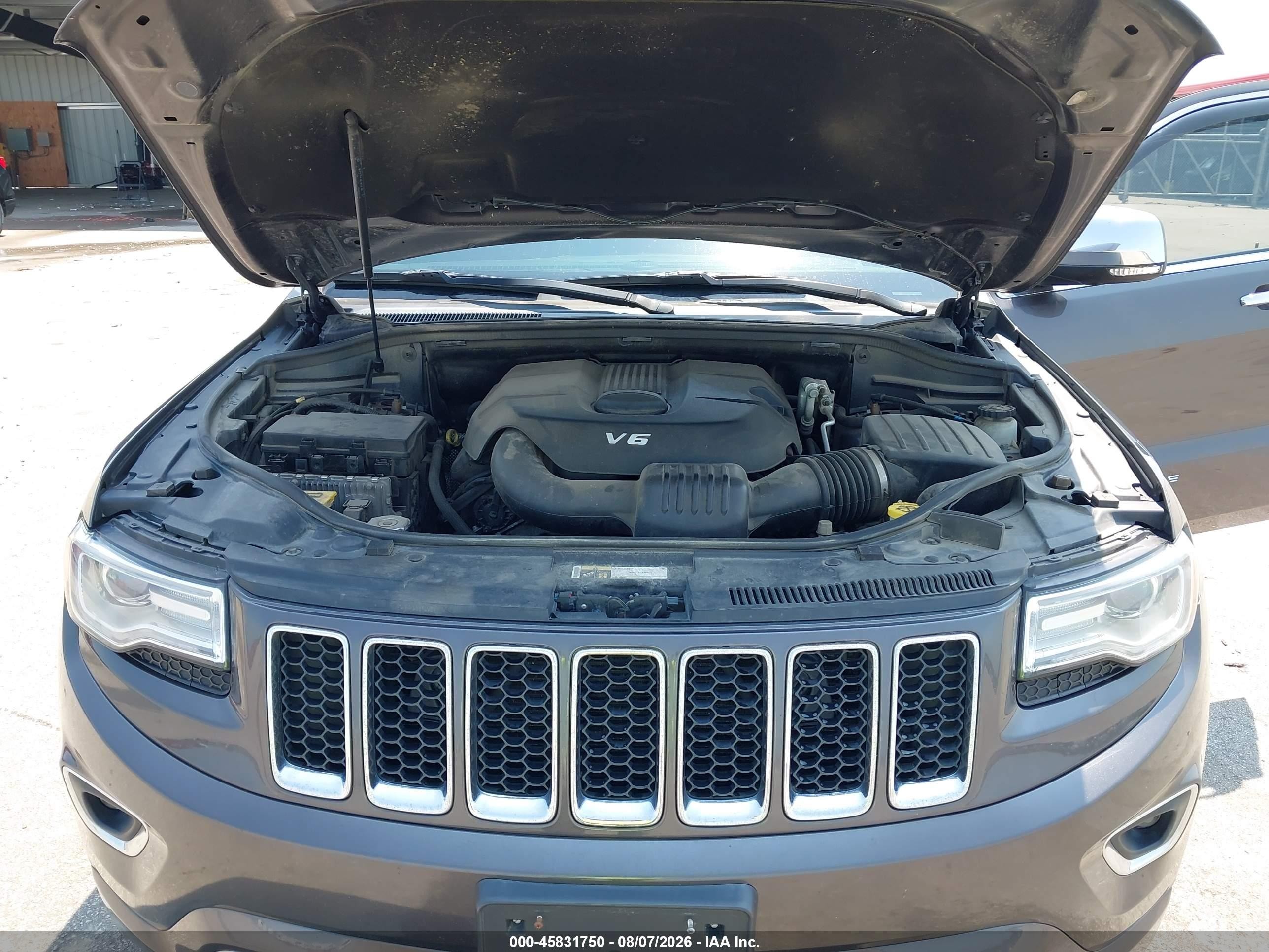 2015 Jeep Grand Cherokee Overland Gray vin: 1C4RJFCG8FC748941