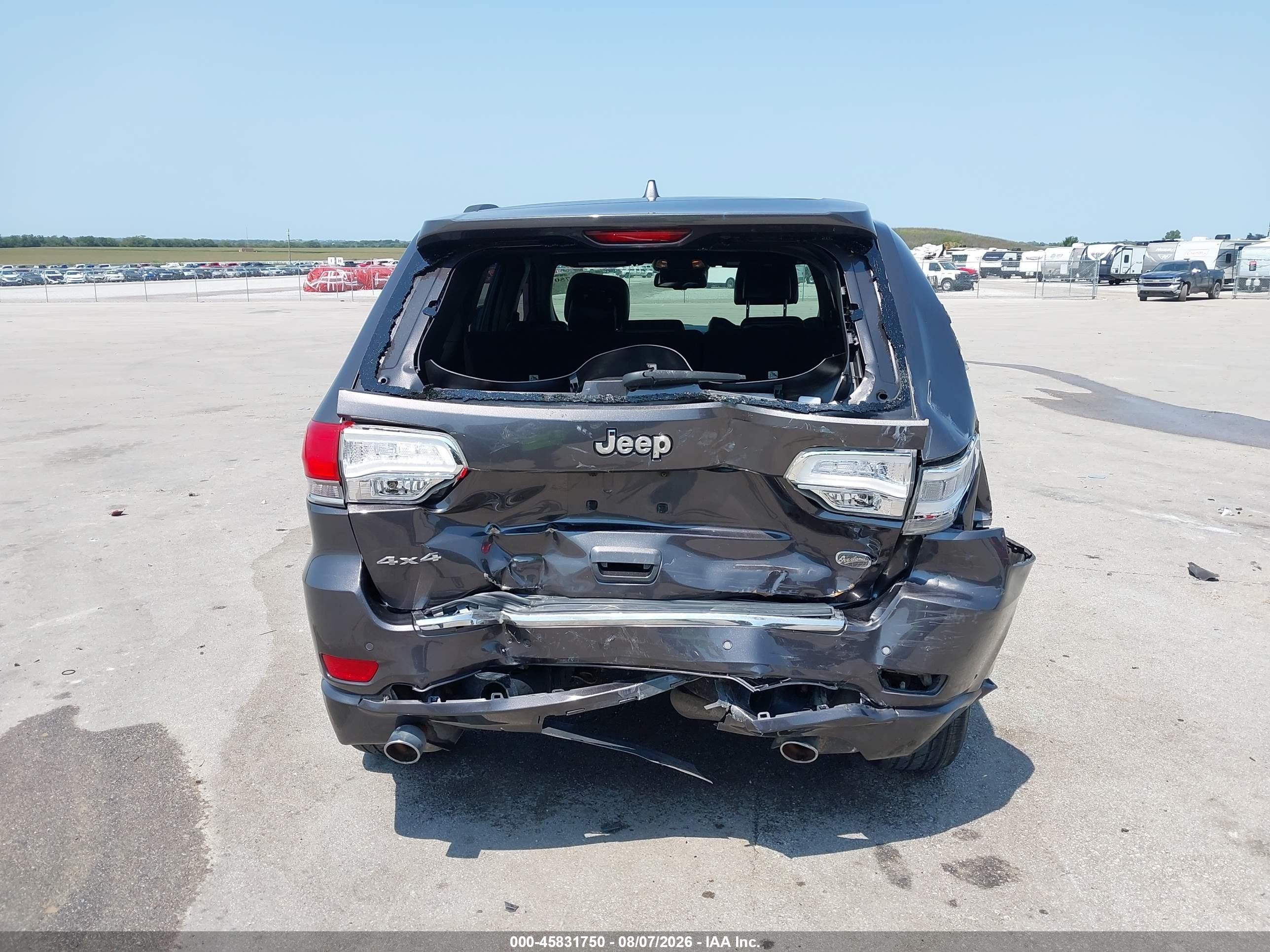 2015 Jeep Grand Cherokee Overland Gray vin: 1C4RJFCG8FC748941