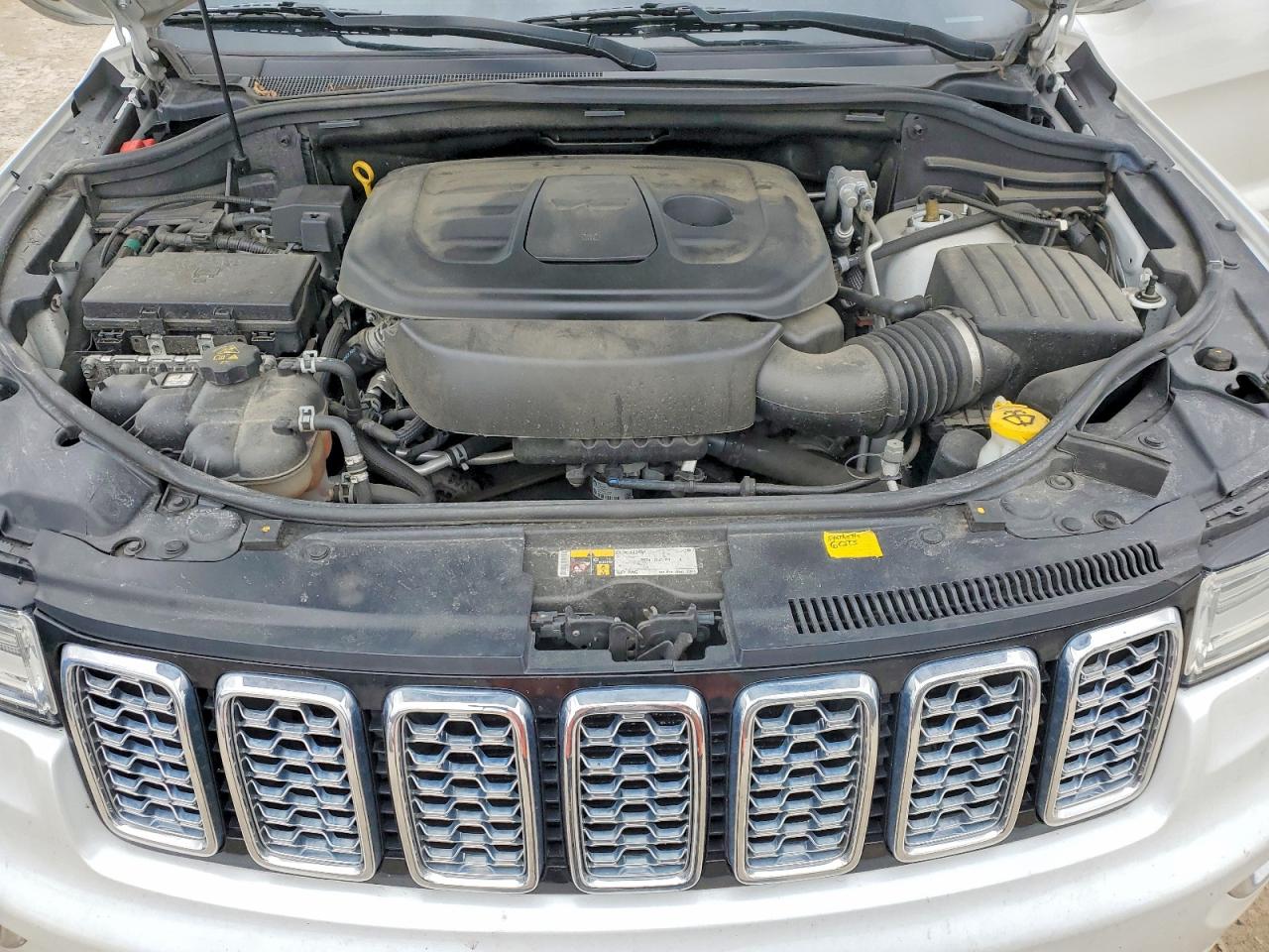 2020 Jeep Grand Cherokee Overland Белый vin: 1C4RJFCG8LC216097