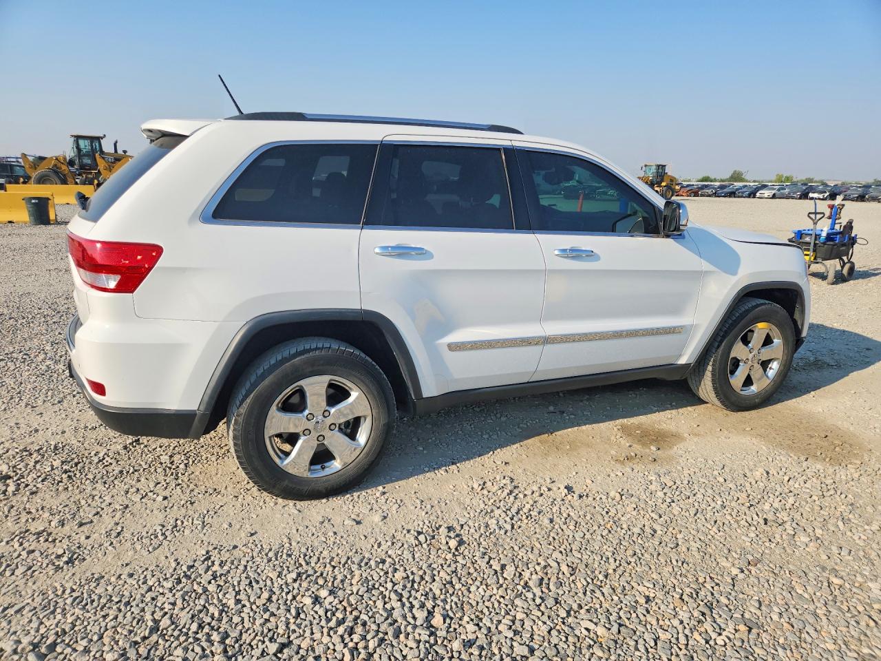 2013 Jeep Grand Cherokee Overland White vin: 1C4RJFCG9DC546977