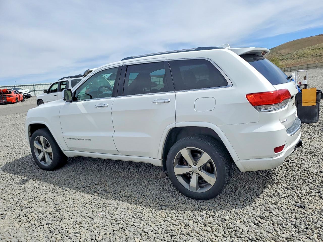 2014 Jeep Grand Cherokee Overland White vin: 1C4RJFCG9EC193965
