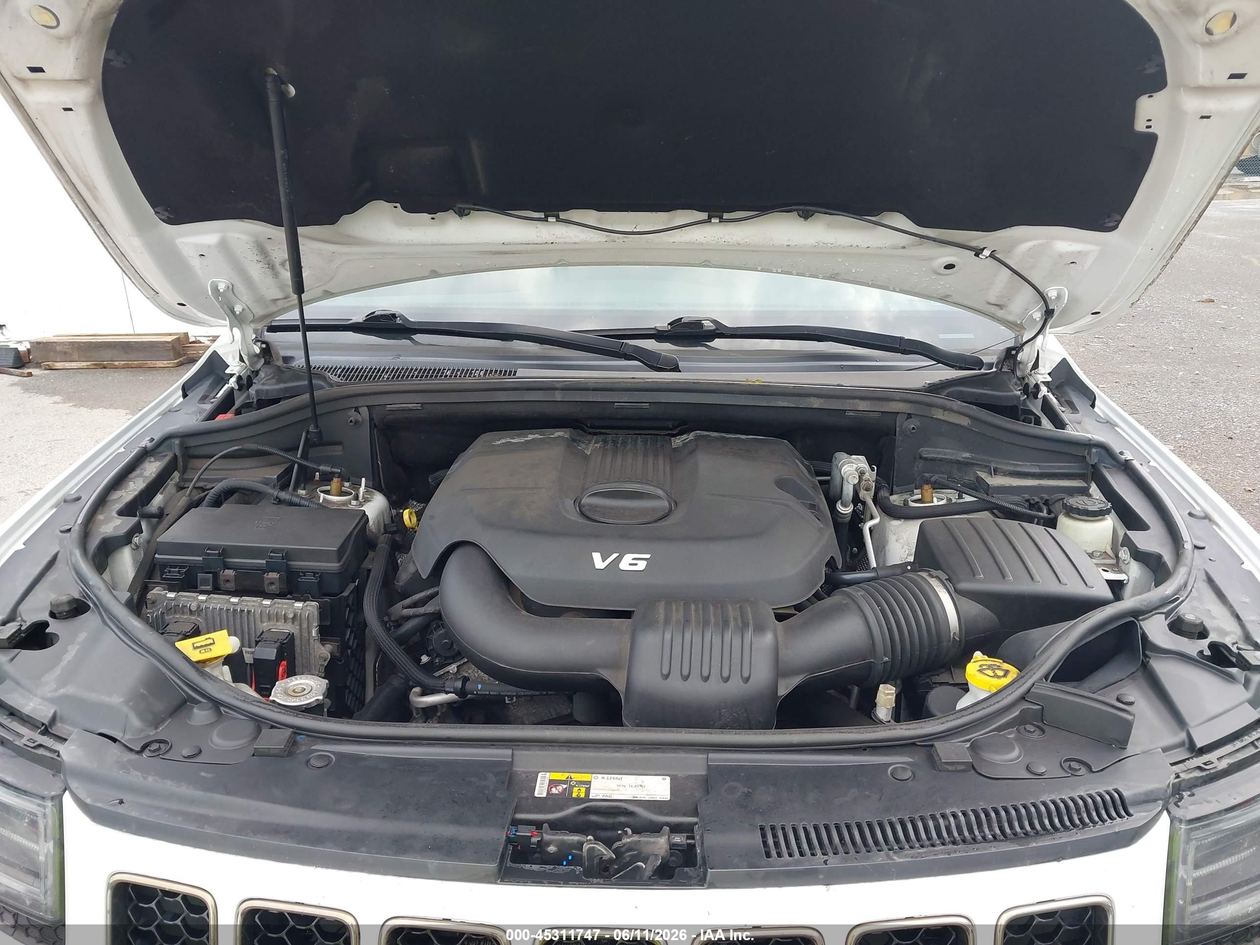 2015 Jeep Grand Cherokee High Altitude White vin: 1C4RJFCG9FC215545