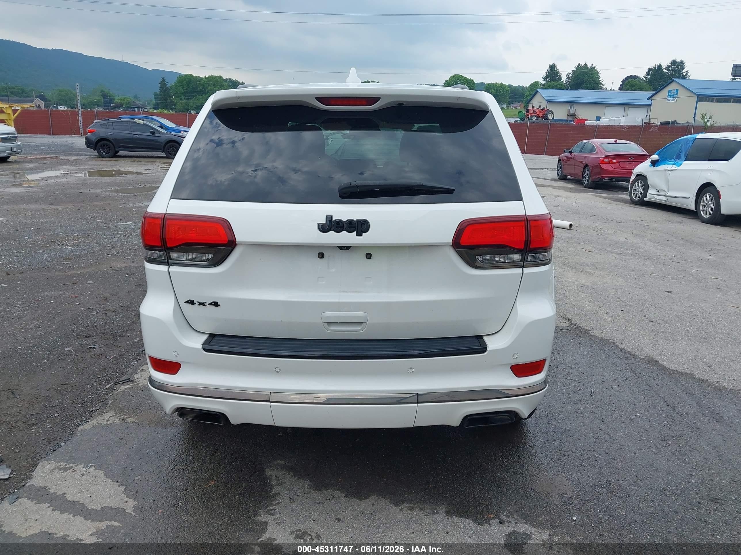 2015 Jeep Grand Cherokee High Altitude White vin: 1C4RJFCG9FC215545