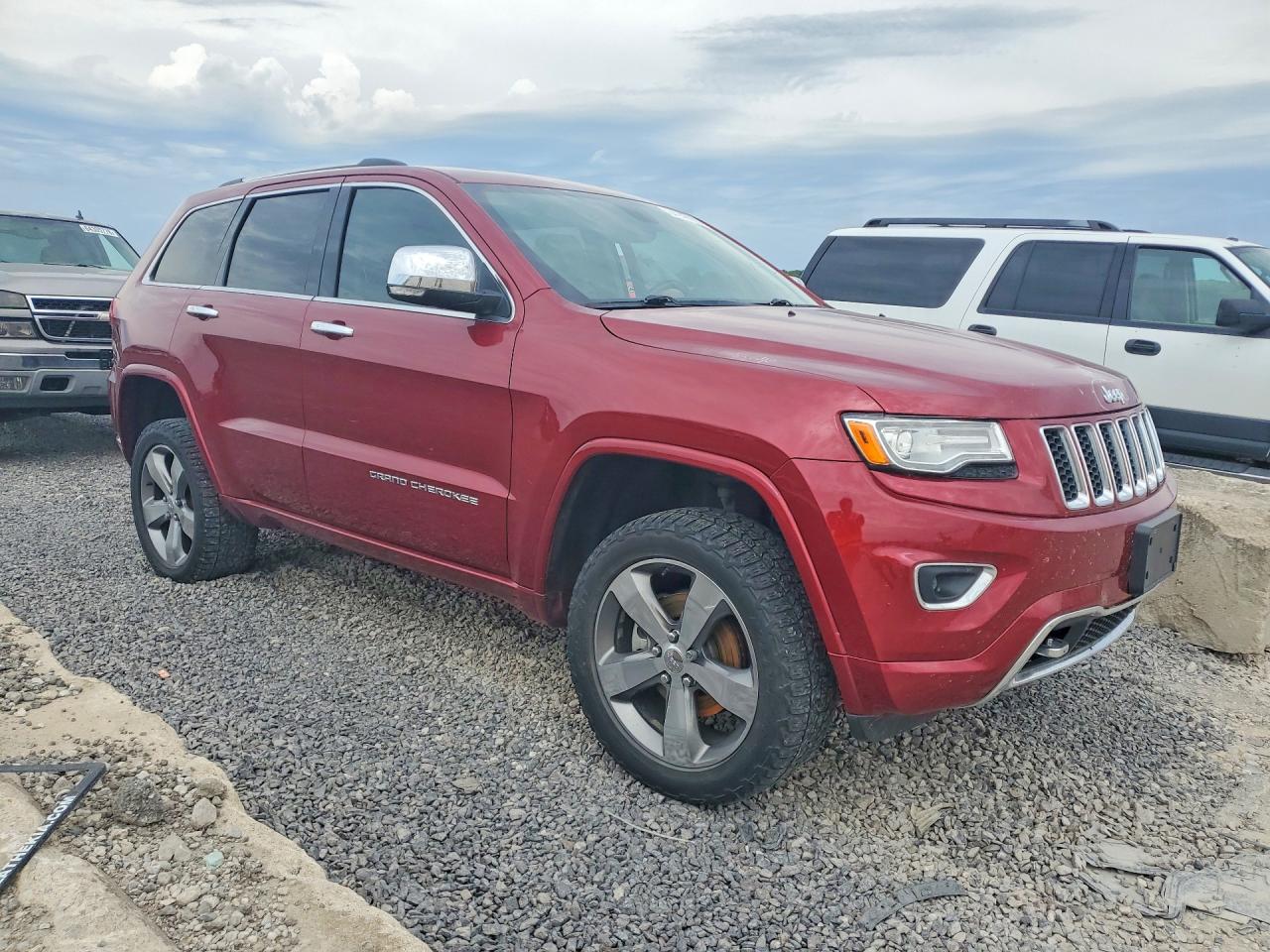 2015 Jeep Grand Cherokee Overland Red vin: 1C4RJFCG9FC633636