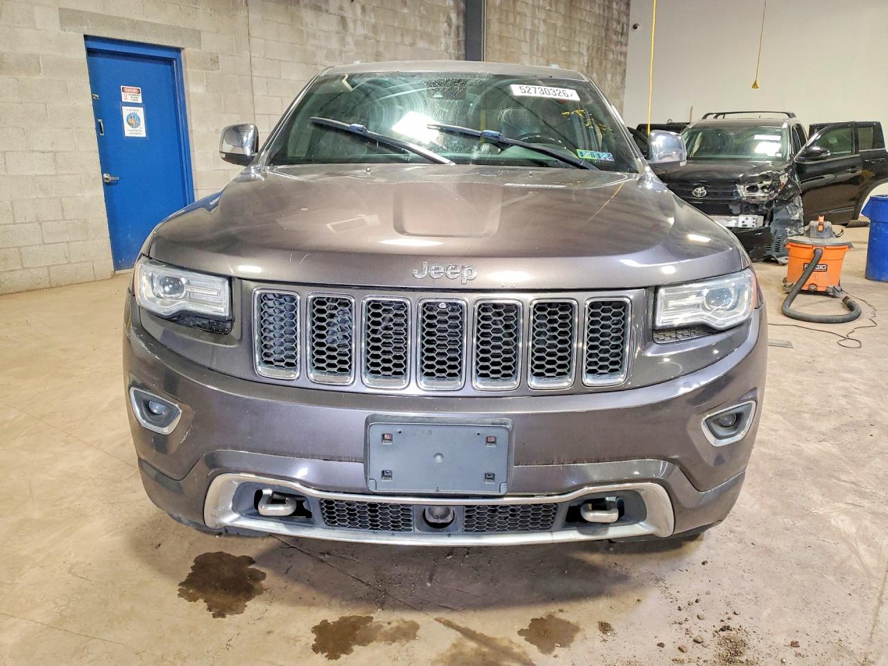 2015 Jeep Grand Cherokee Overland Gray vin: 1C4RJFCG9FC807527