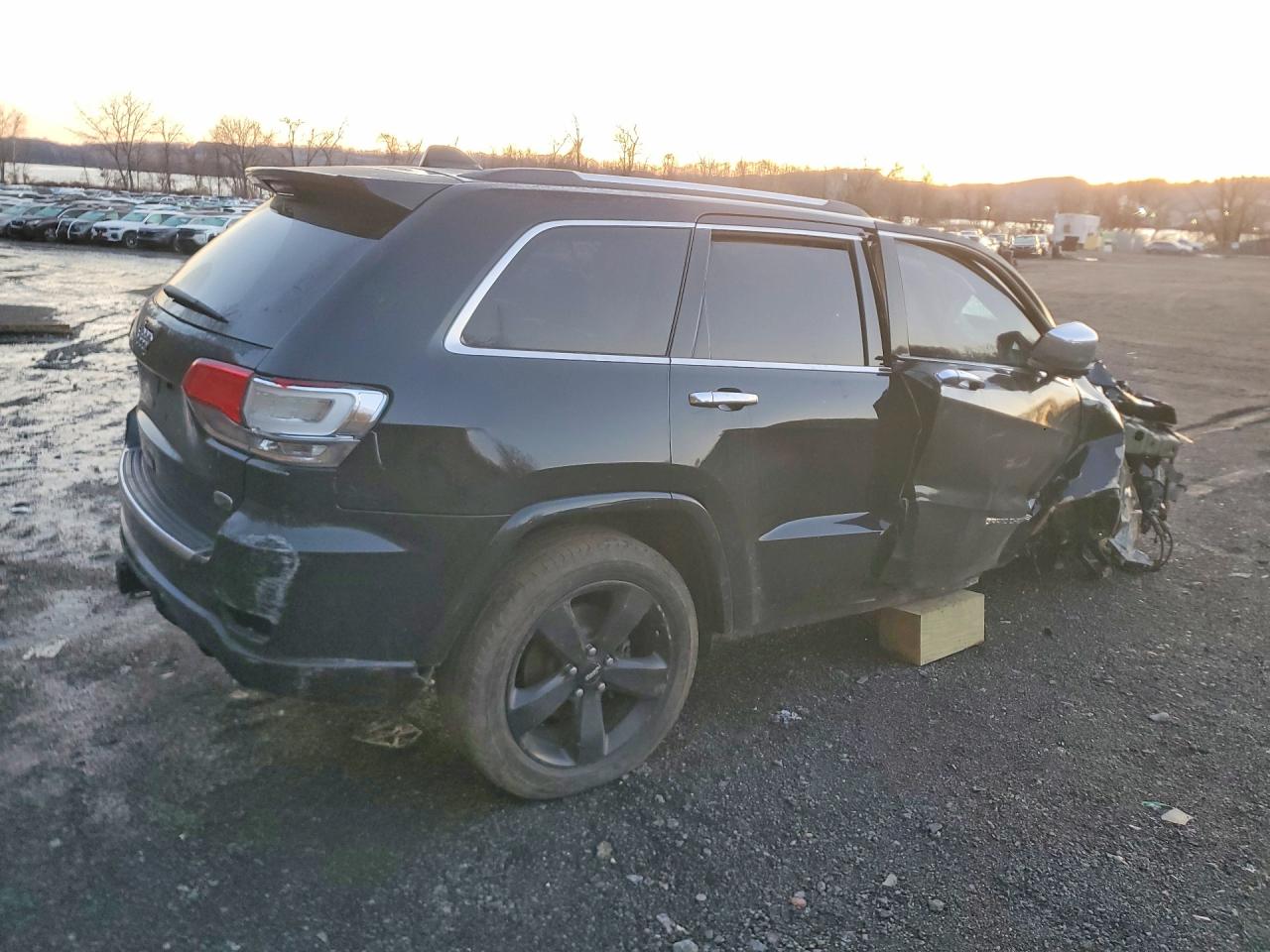 2015 Jeep Grand Cherokee Overland Black vin: 1C4RJFCG9FC871373