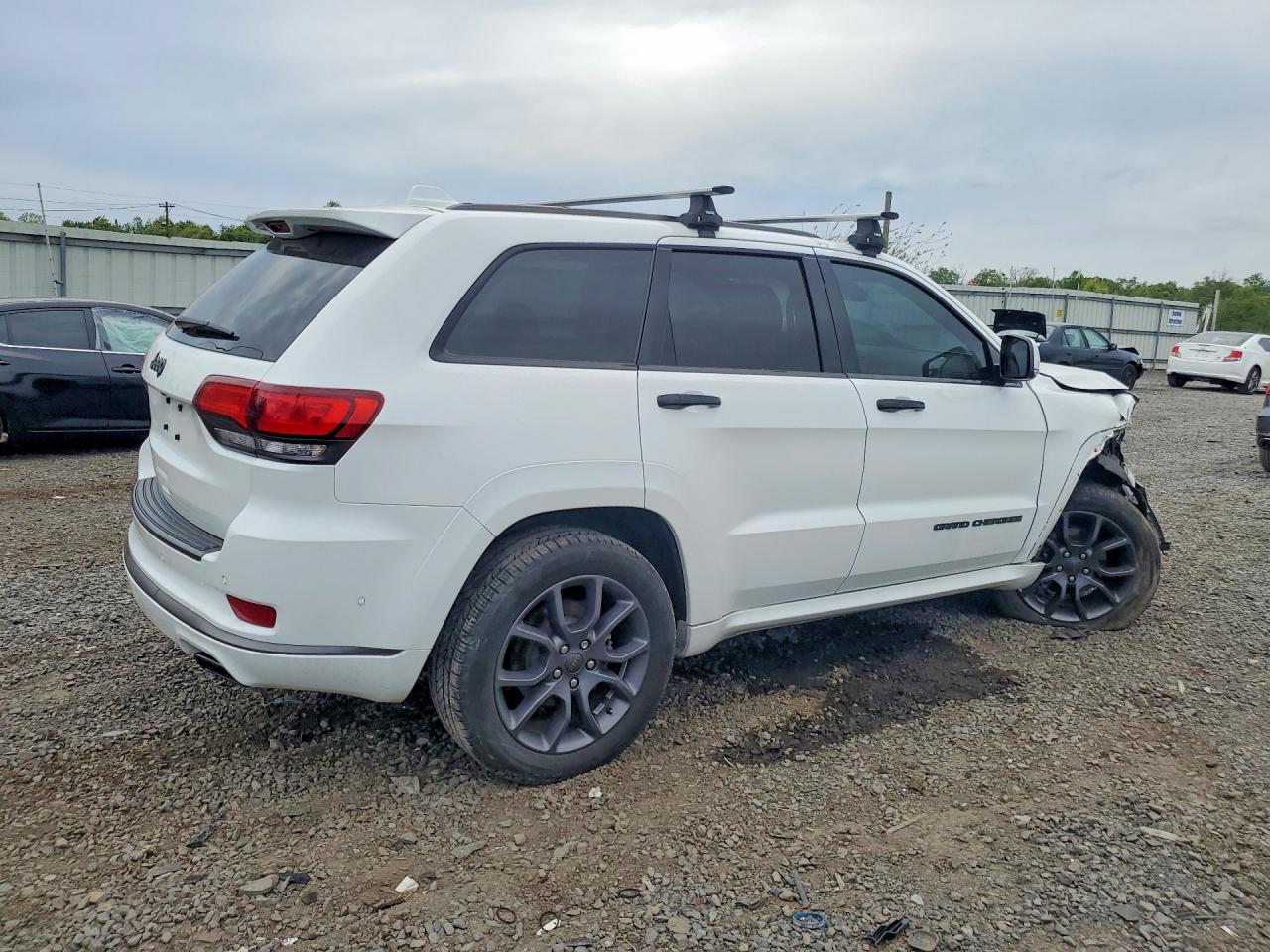 2020 Jeep Grand Cherokee Overland White vin: 1C4RJFCG9LC178640