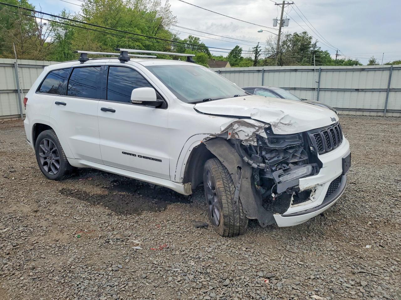 2020 Jeep Grand Cherokee Overland White vin: 1C4RJFCG9LC178640
