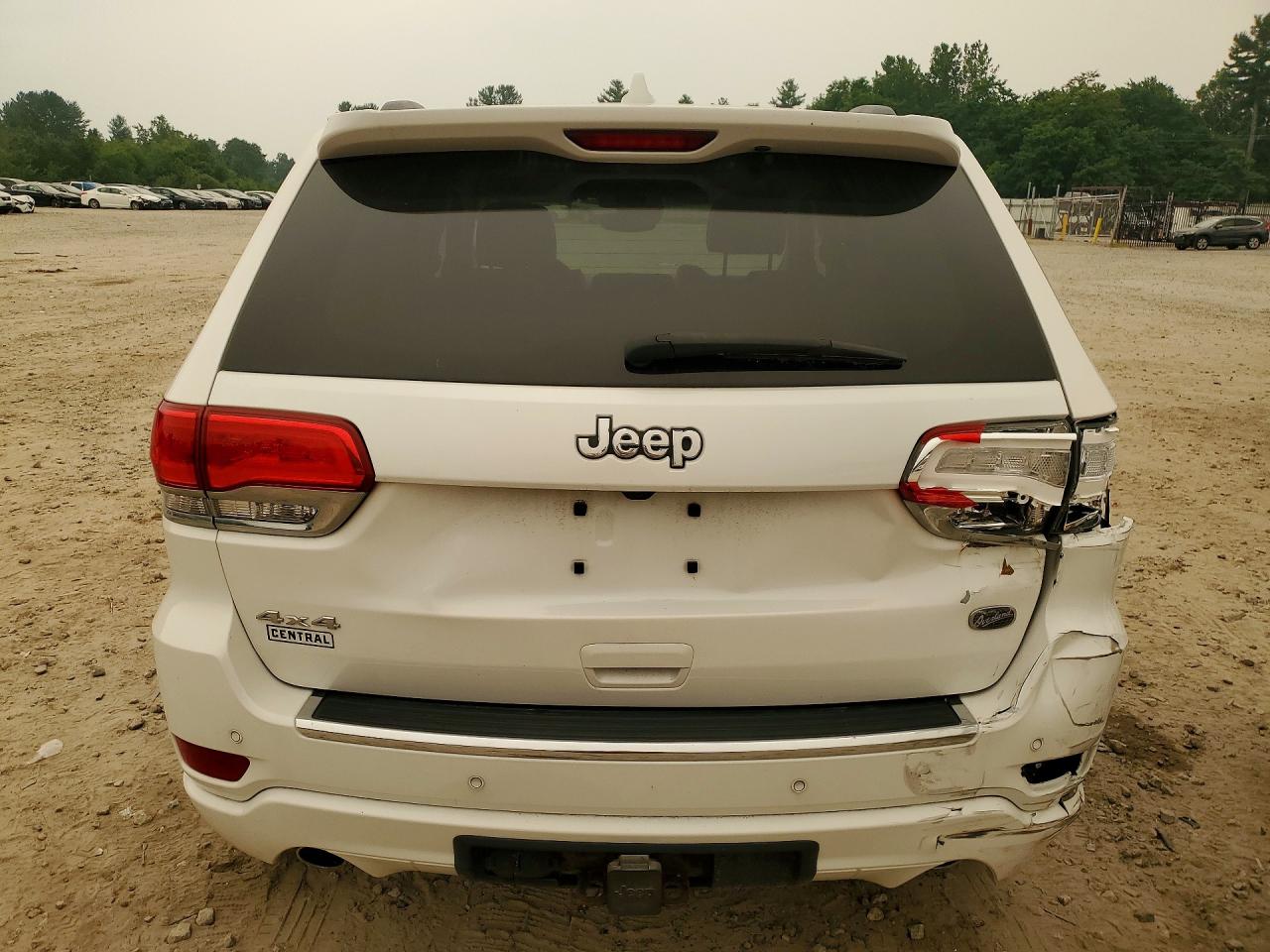 2021 Jeep Grand Cherokee Overland White vin: 1C4RJFCG9MC551757