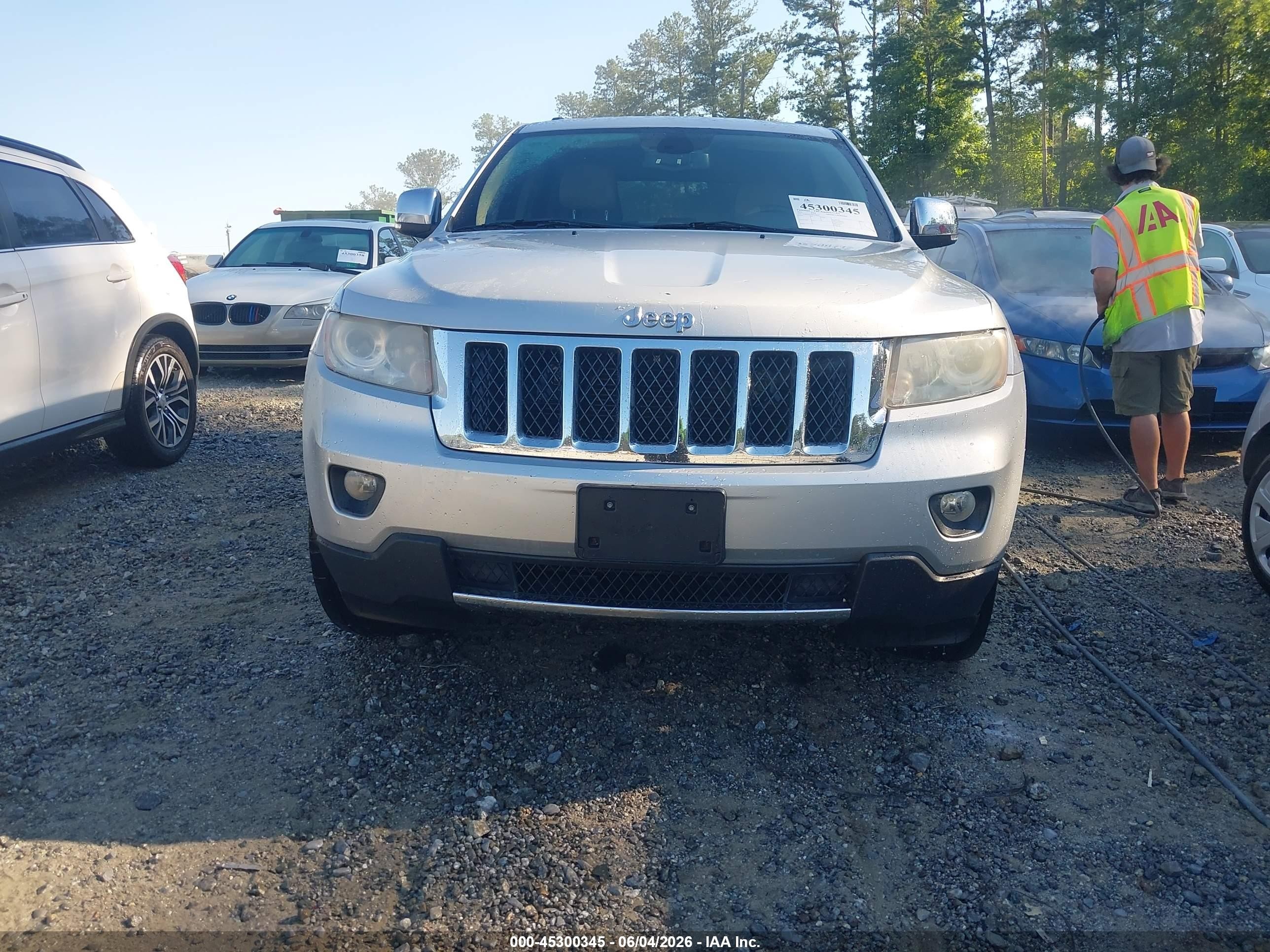 2012 Jeep Grand Cherokee Overland Silver vin: 1C4RJFCGXCC208244