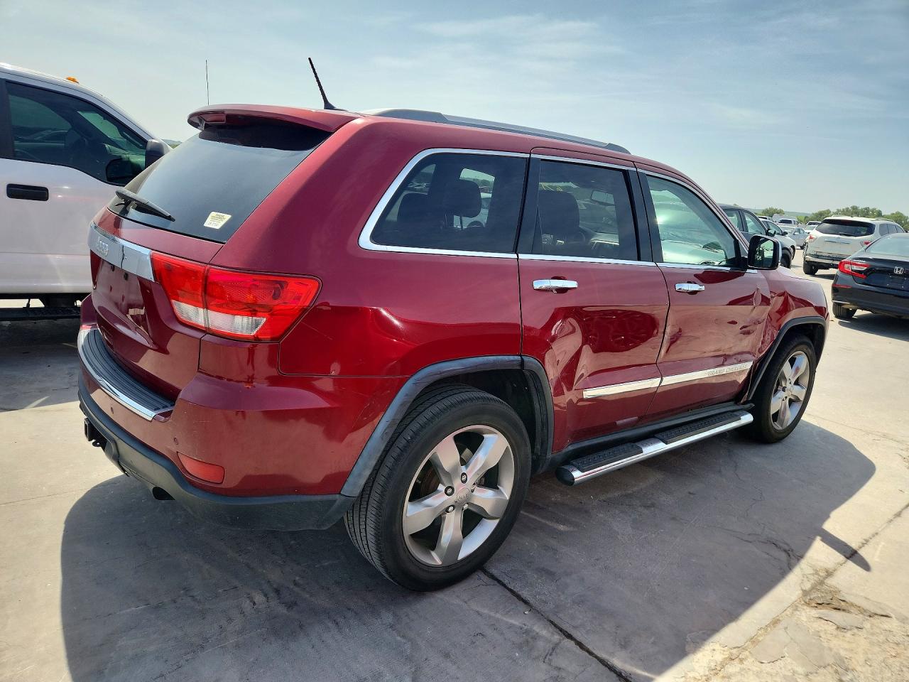 2012 Jeep Grand Cherokee Overland Red vin: 1C4RJFCGXCC302785