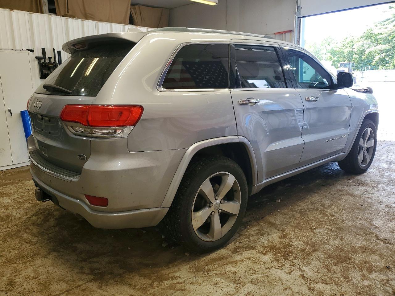 2014 Jeep Grand Cherokee Overland Серебряный vin: 1C4RJFCGXEC245491
