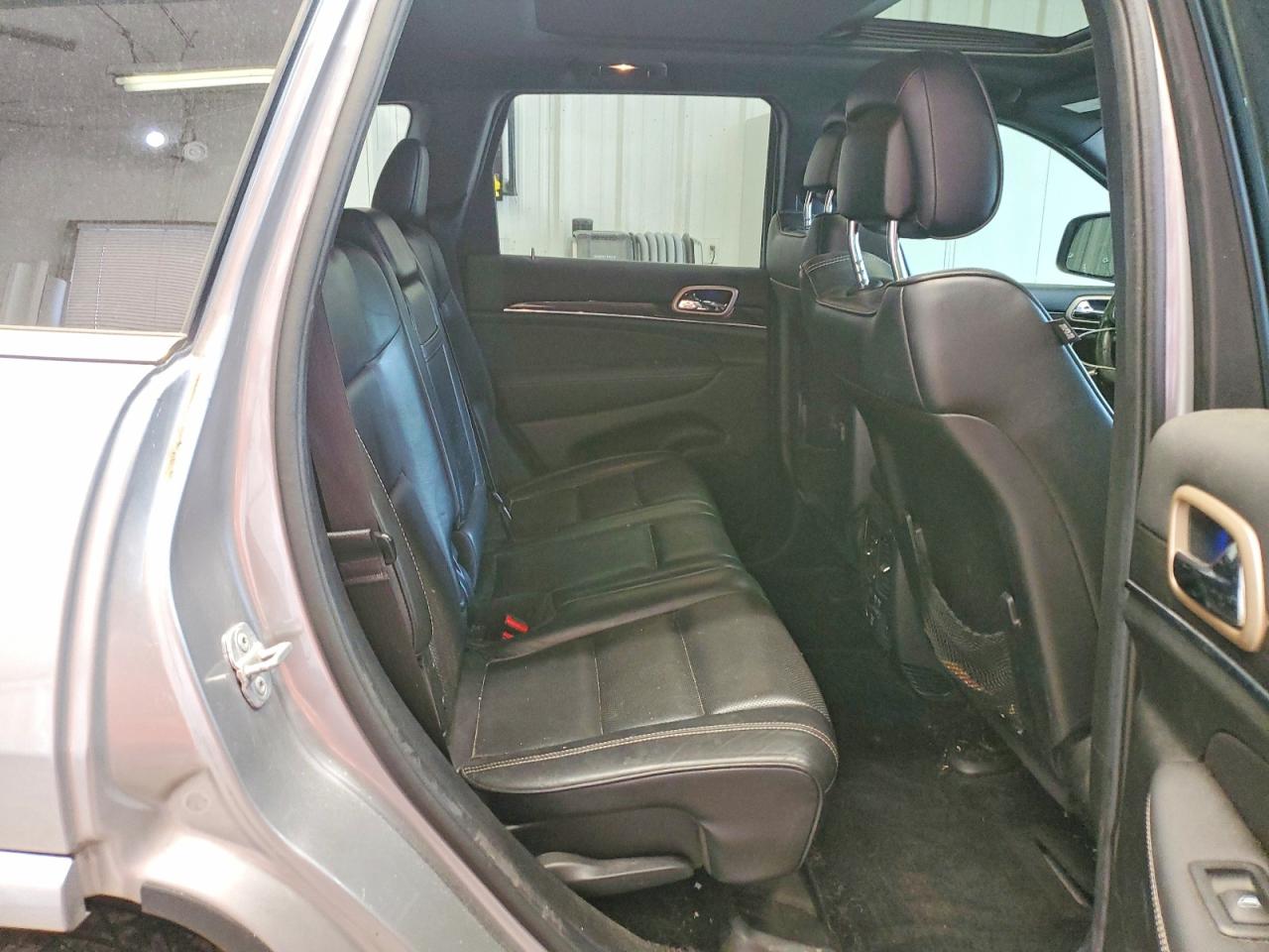 2014 Jeep Grand Cherokee Overland Серебряный vin: 1C4RJFCGXEC245491