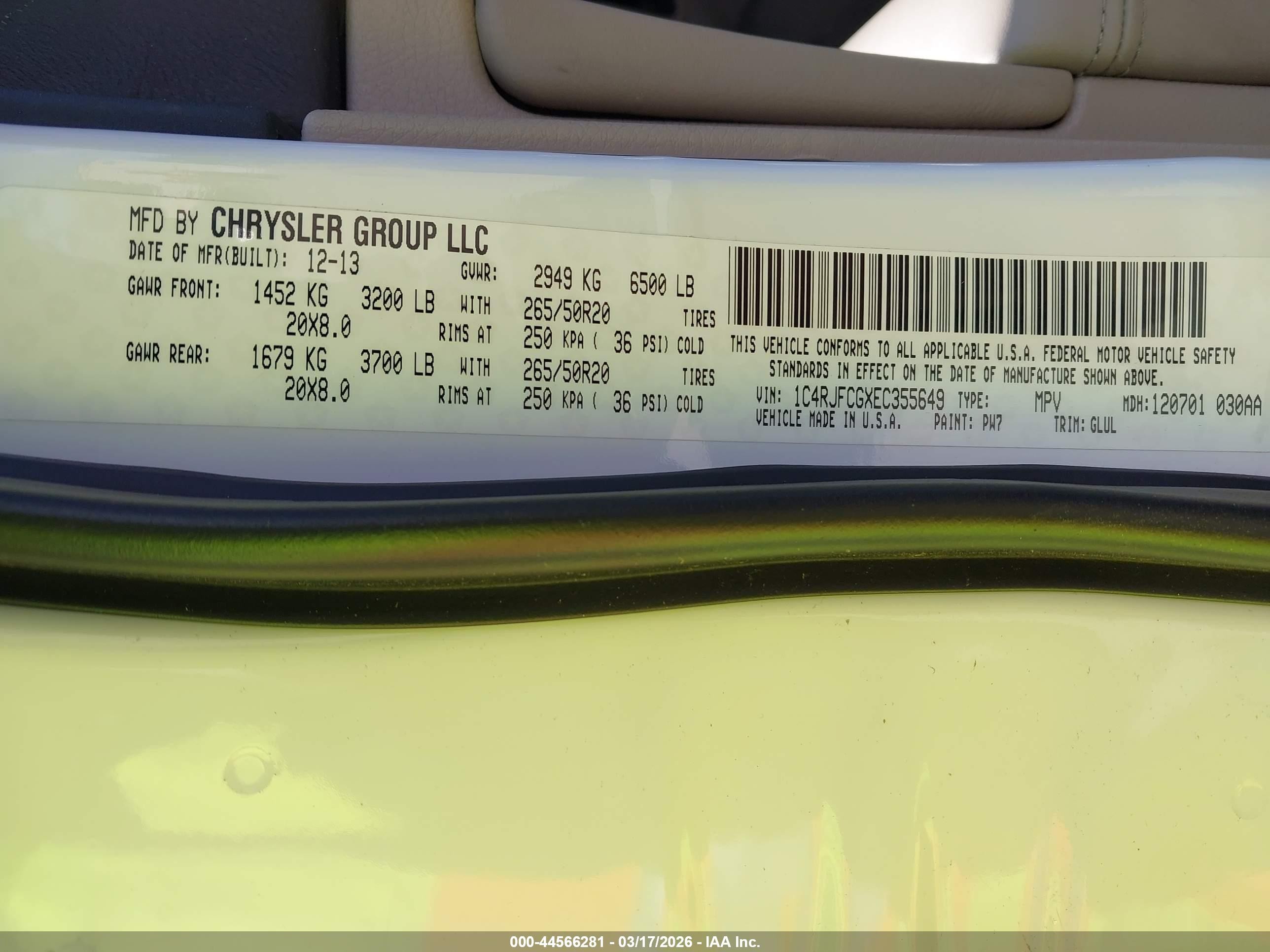 2014 Jeep Grand Cherokee Overland White vin: 1C4RJFCGXEC355649