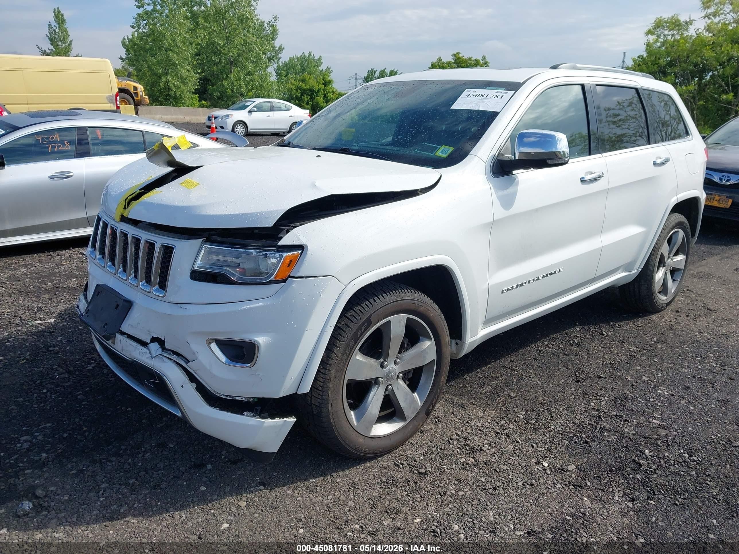 2014 Jeep Grand Cherokee Overland White vin: 1C4RJFCGXEC409516