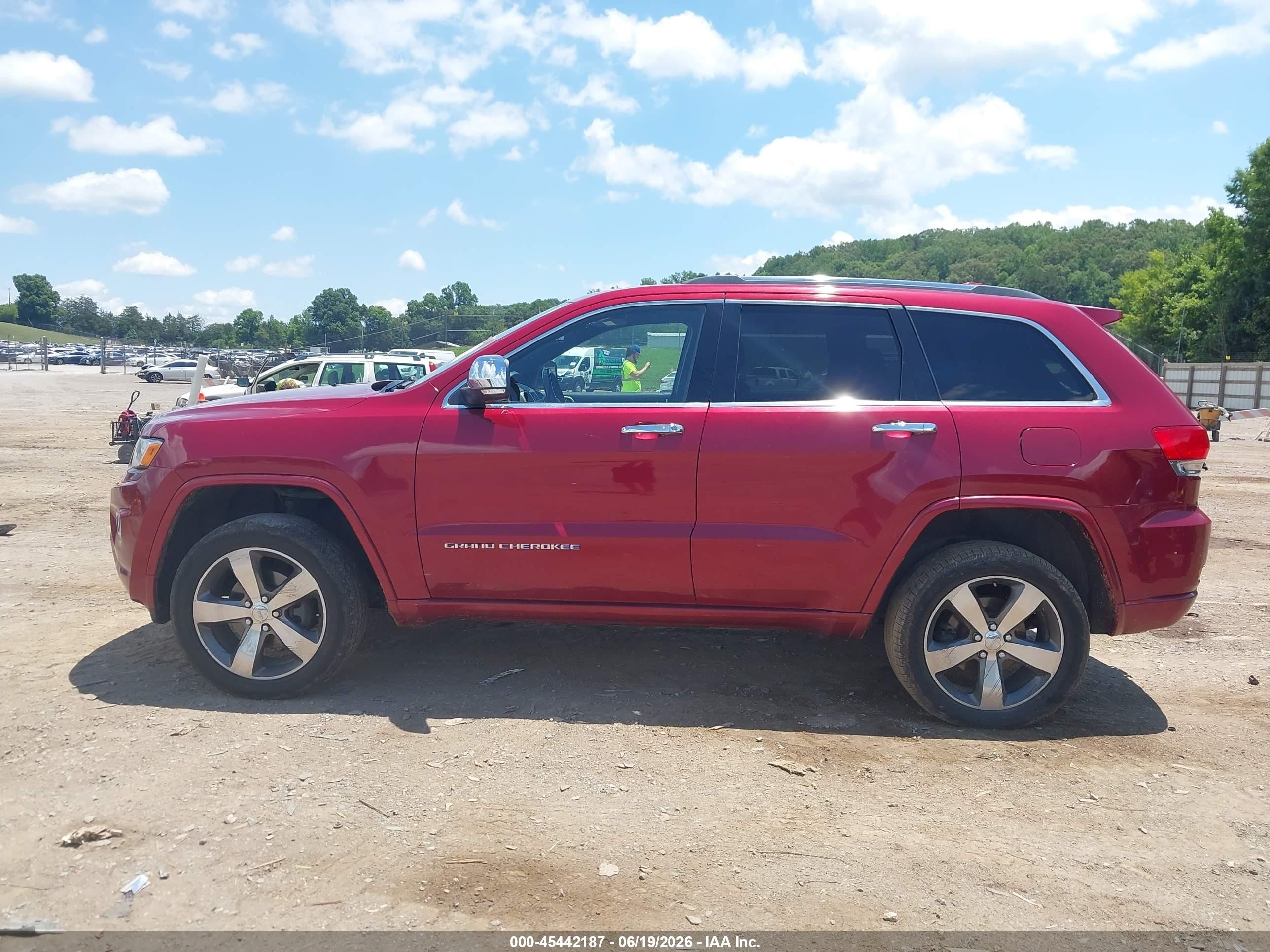 2014 Jeep Grand Cherokee Overland Red vin: 1C4RJFCGXEC528697