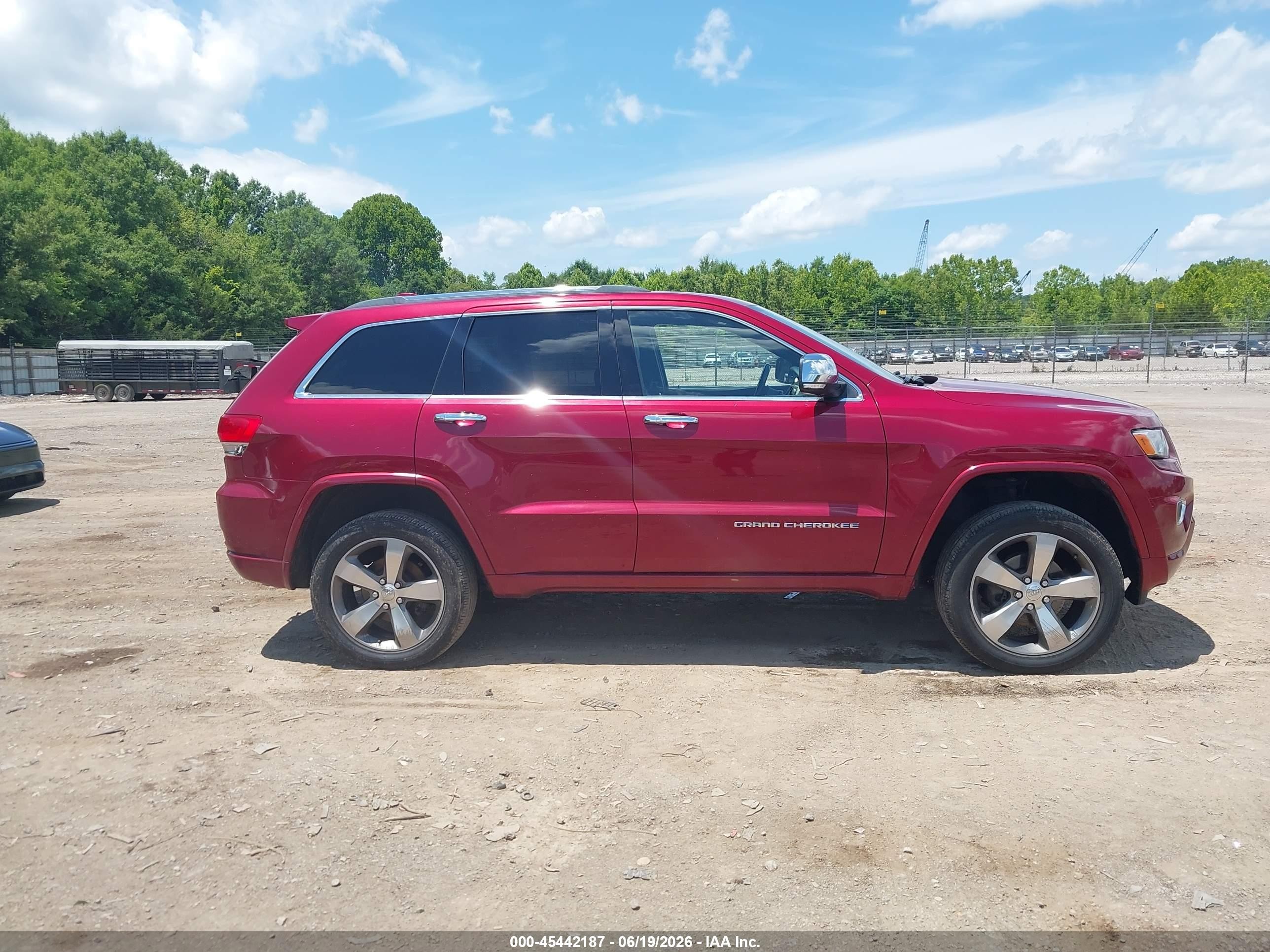 2014 Jeep Grand Cherokee Overland Red vin: 1C4RJFCGXEC528697