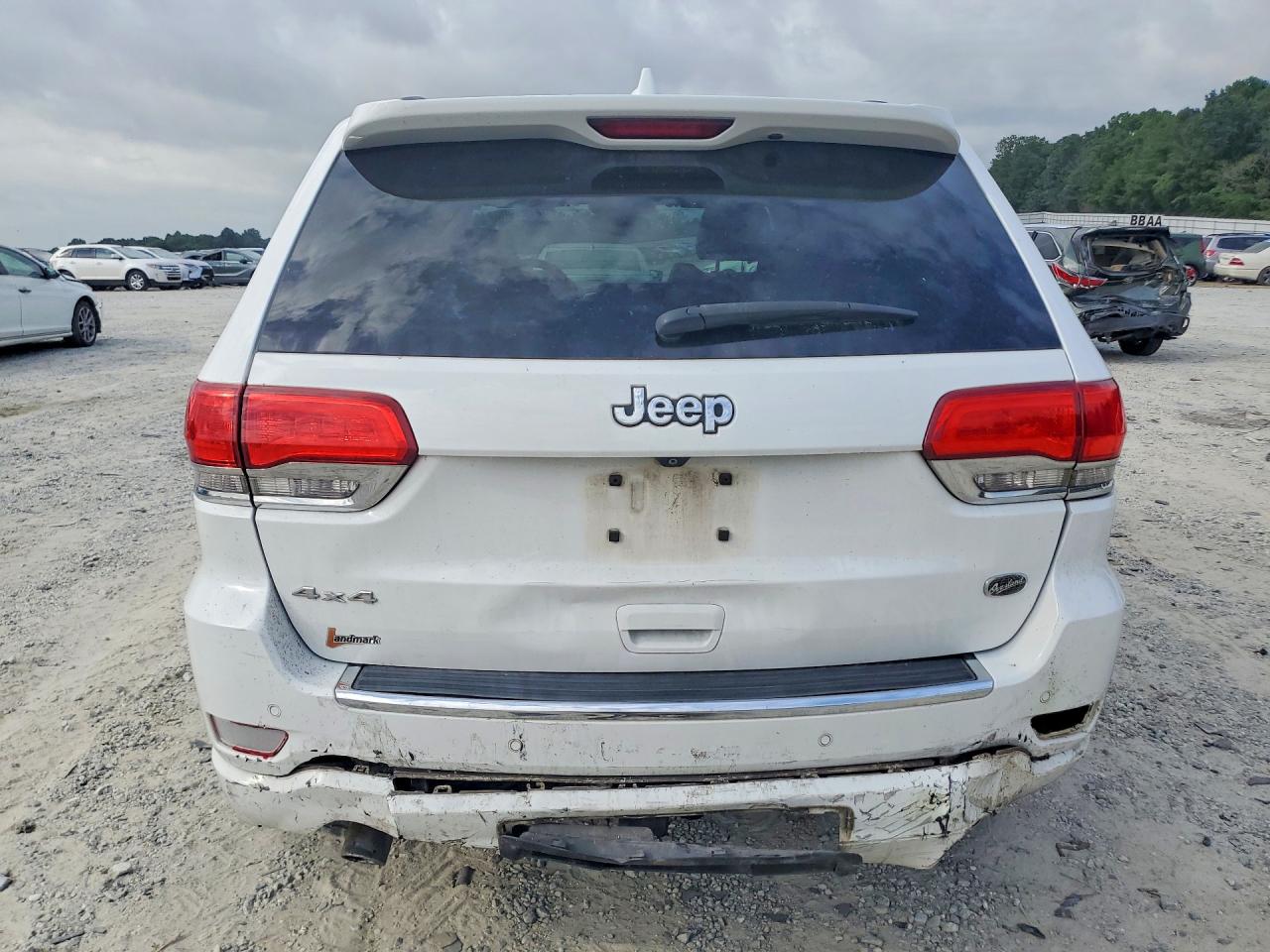 2015 Jeep Grand Cherokee Overland White vin: 1C4RJFCGXFC210130