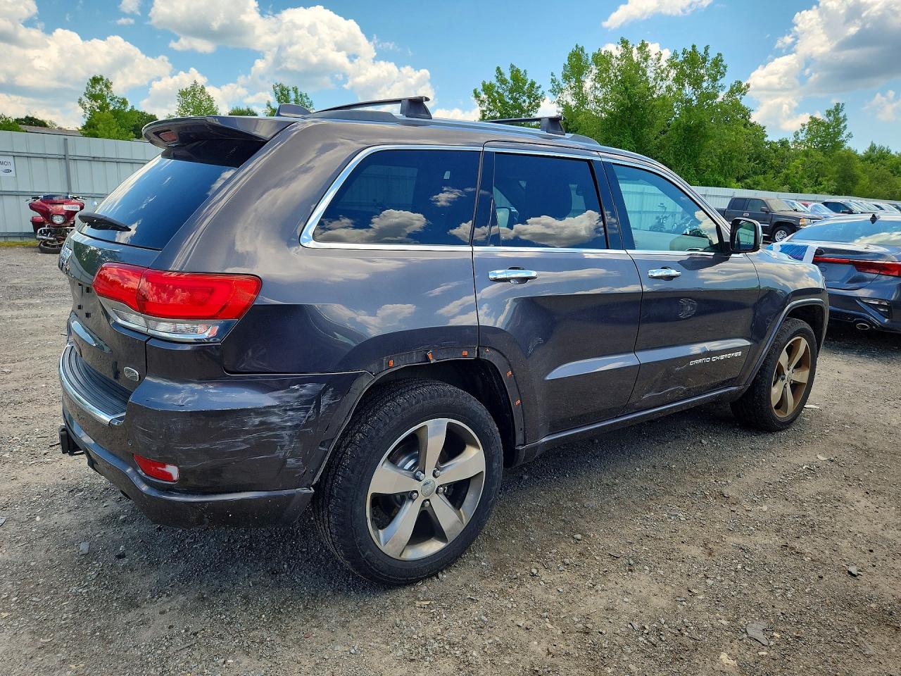 2015 Jeep Grand Cherokee Overland Gray vin: 1C4RJFCGXFC237201