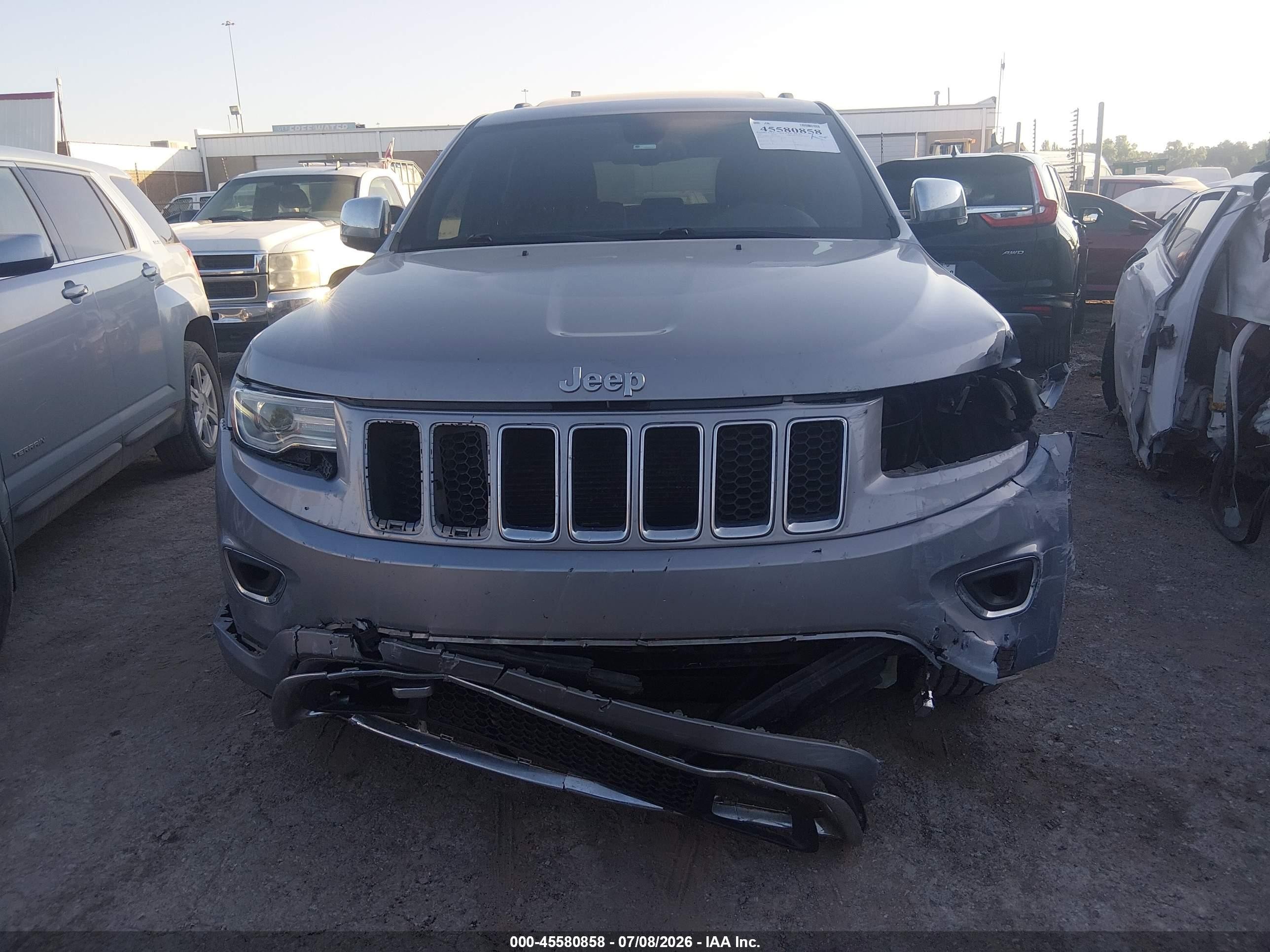 2015 Jeep Grand Cherokee Overland Серебряный vin: 1C4RJFCGXFC692498