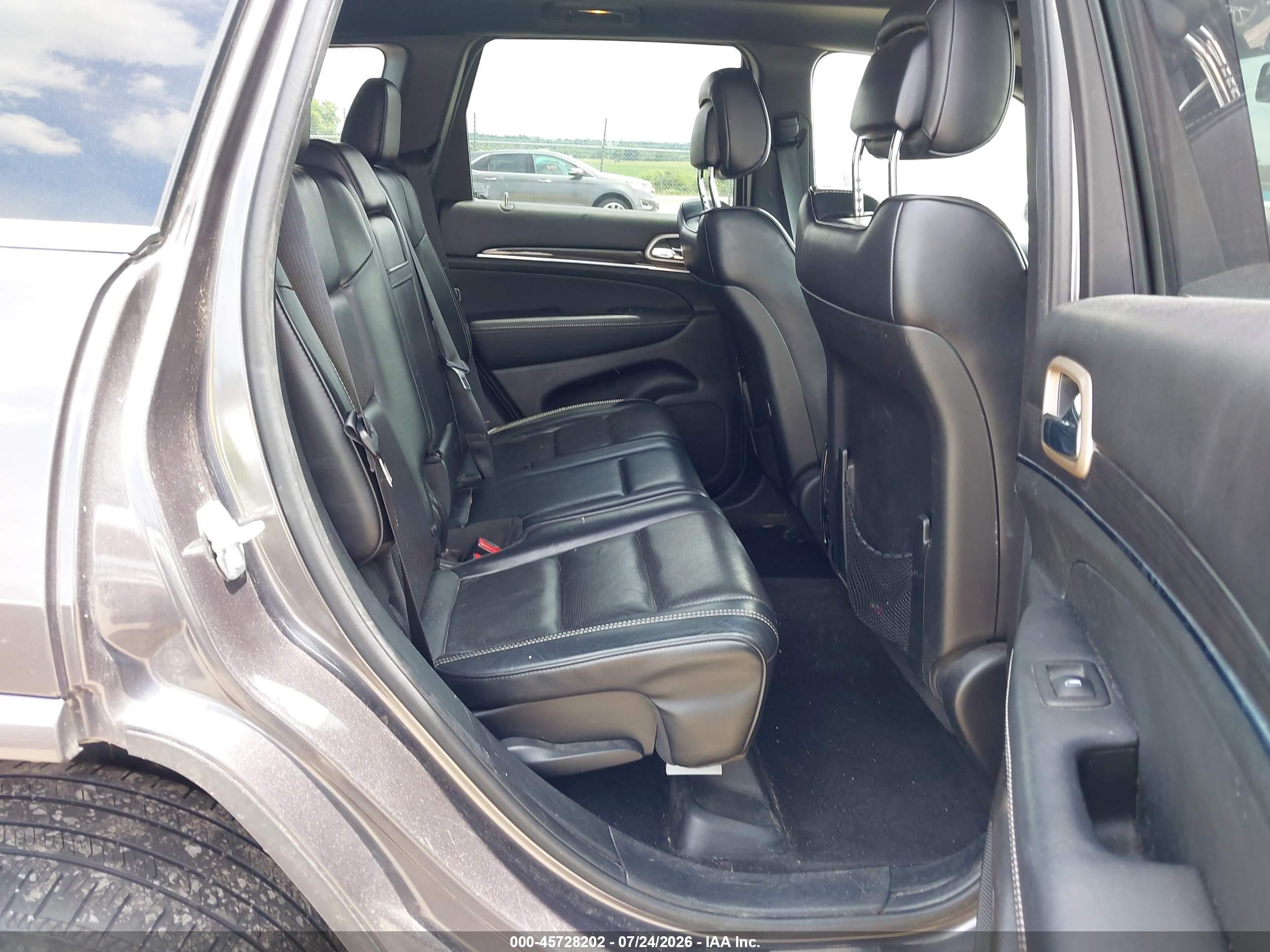 2015 Jeep Grand Cherokee Overland Gray vin: 1C4RJFCGXFC740954