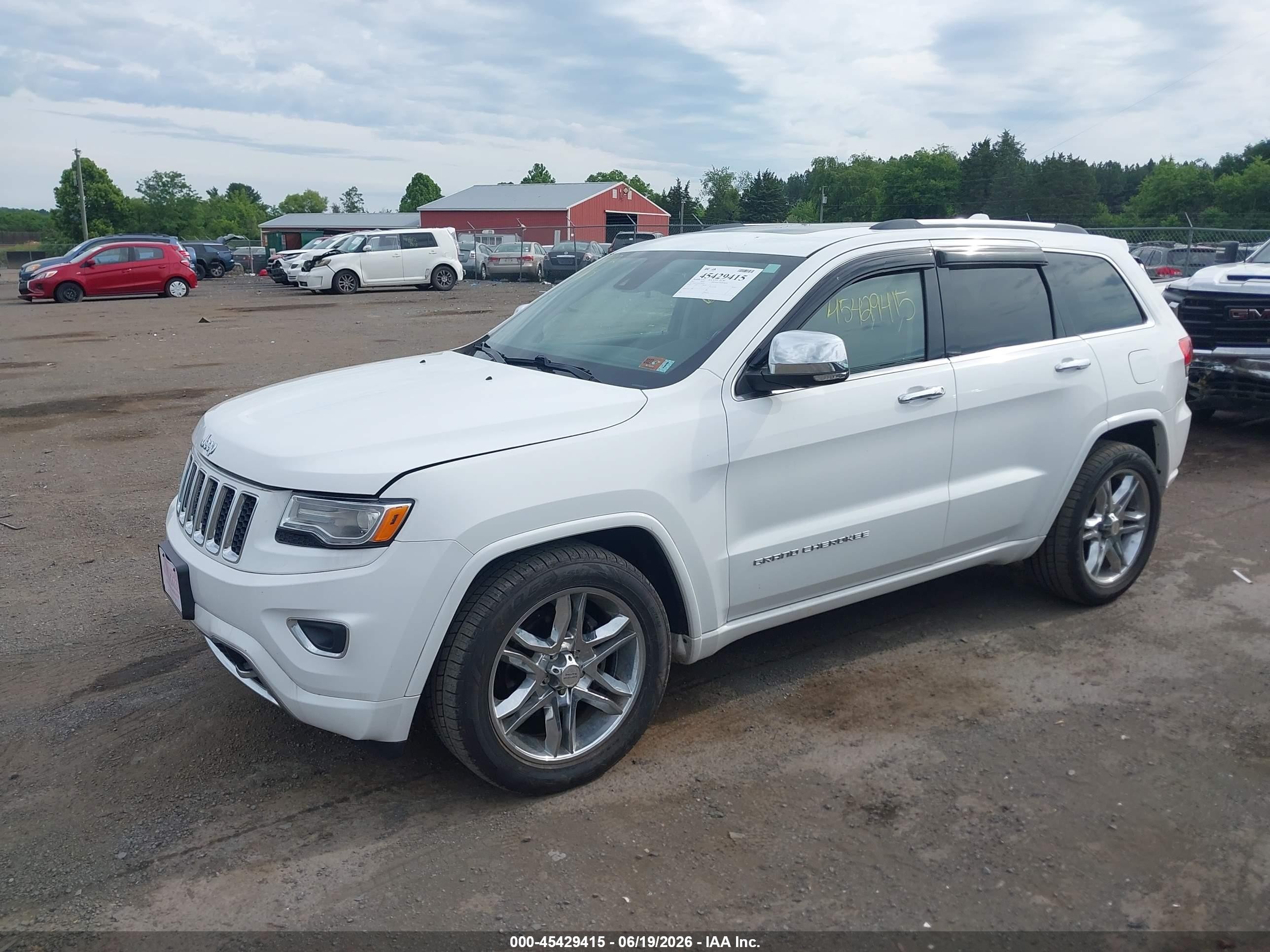 2015 Jeep Grand Cherokee Overland Белый vin: 1C4RJFCGXFC768978